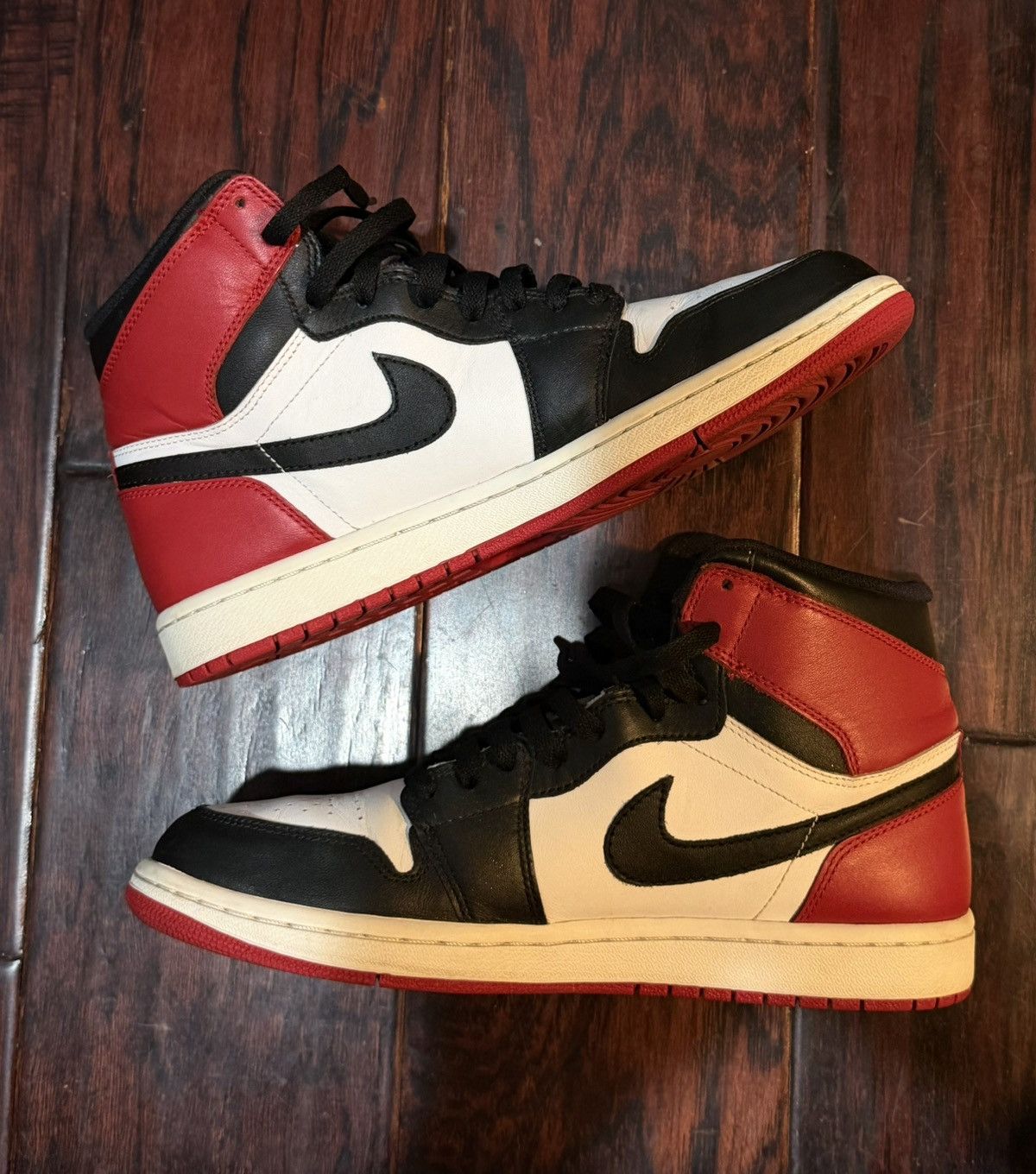 Jordan Brand Jordan 1 High Black Toe 2013 Size US 10.5 / EU 43-44 - 2 Thumbnail