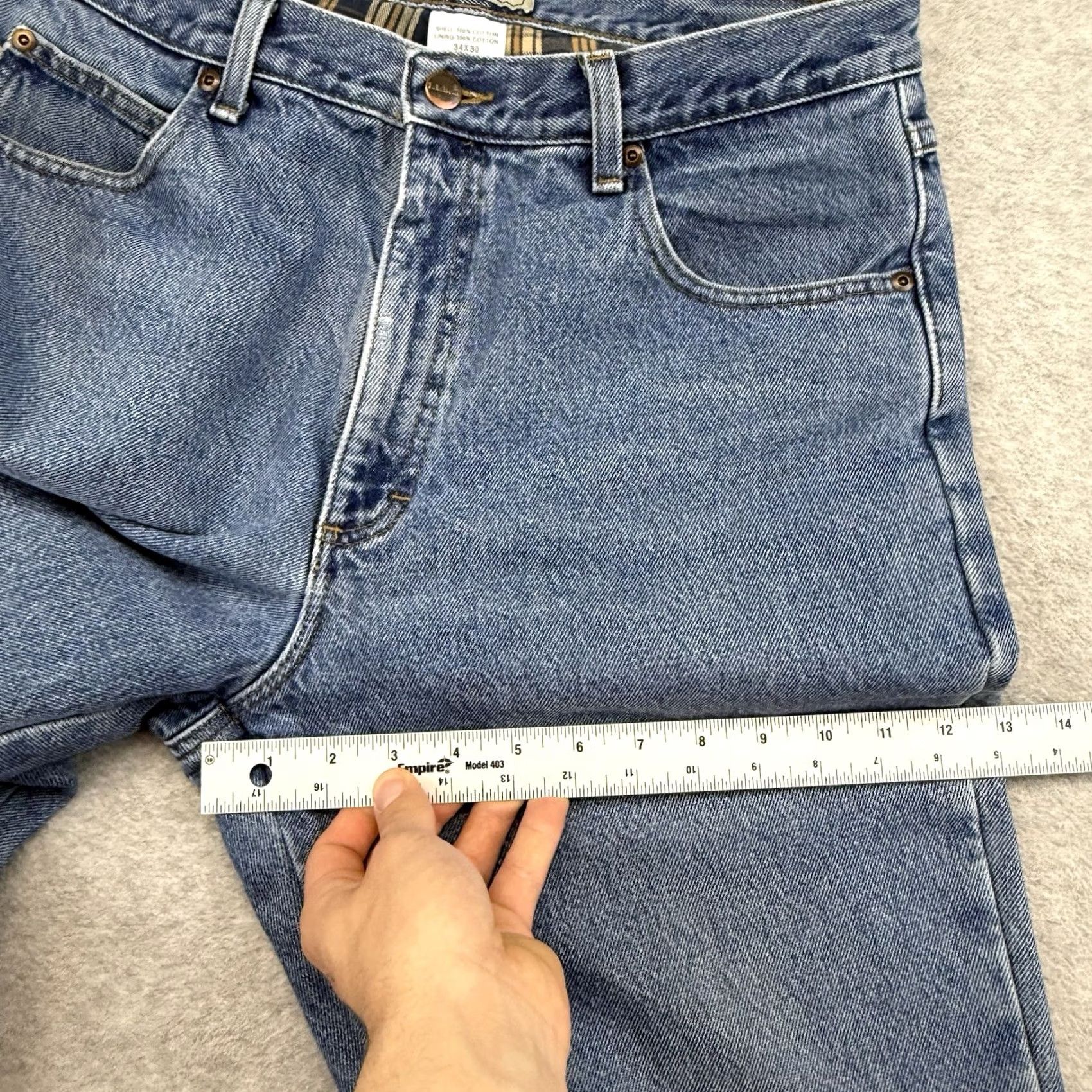 Vintage VINTAGE L.L. Bean Jeans Mens 33x30 Blue Classic Fit Denim Cotton Workwear Plaid Lined Insulated Size US 33 - 7 Thumbnail