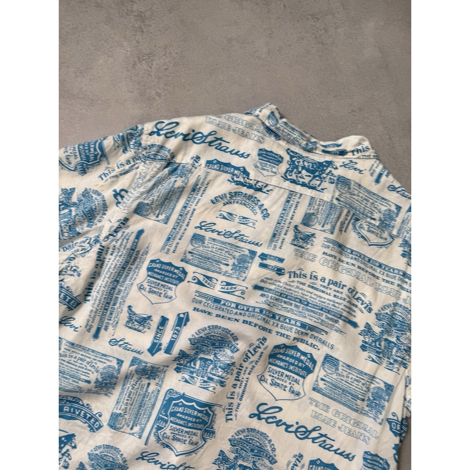 Levi's Levis Short Sleeve Men Button Up Short Size M Blue/White Size US M / EU 48-50 / 2 - 12 Thumbnail