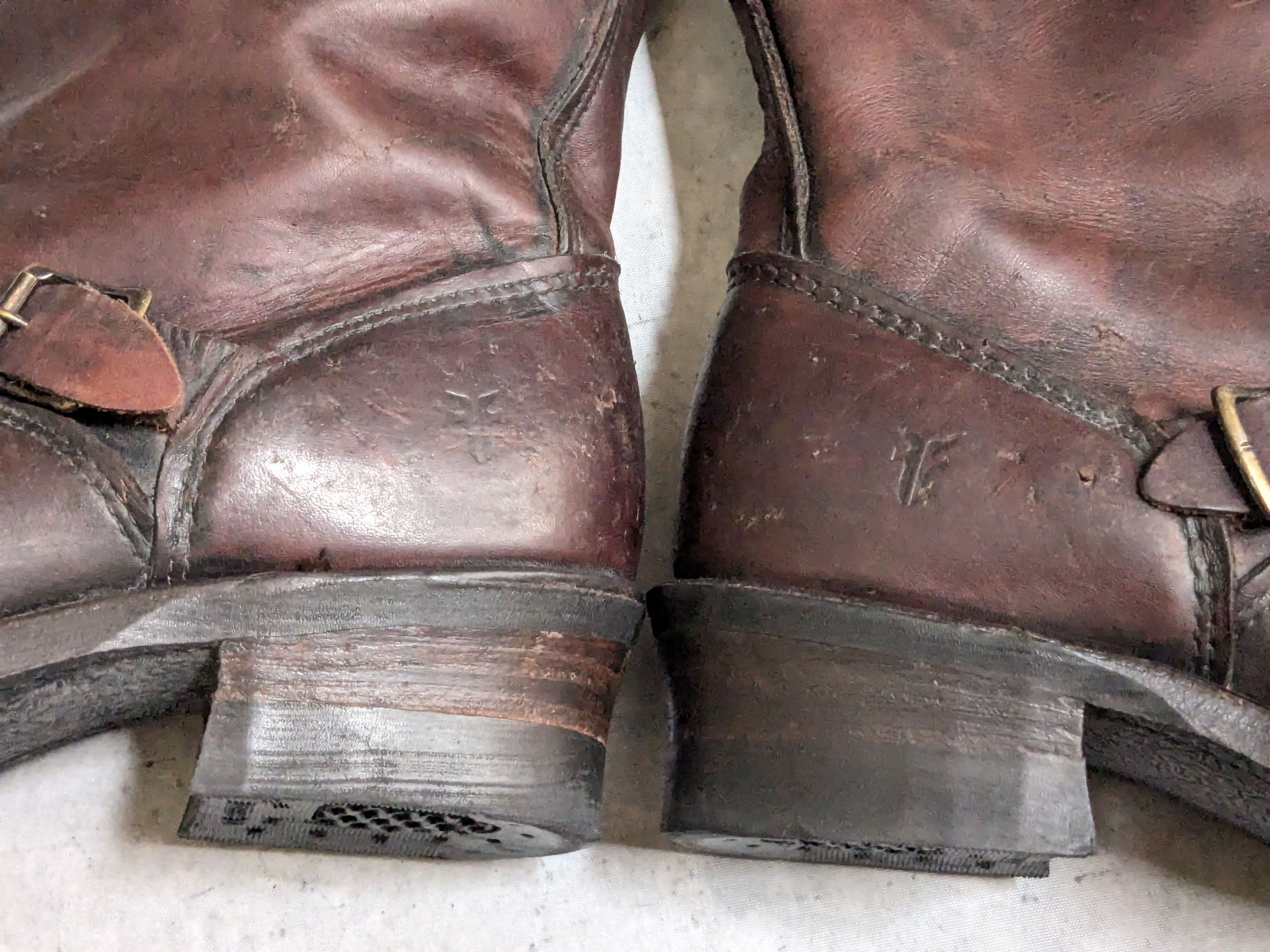 Frye Frye Engineer Boots Brown 8.5 M USA Leather Strap Buckle Size US 8.5 / EU 41-42 - 14 Thumbnail