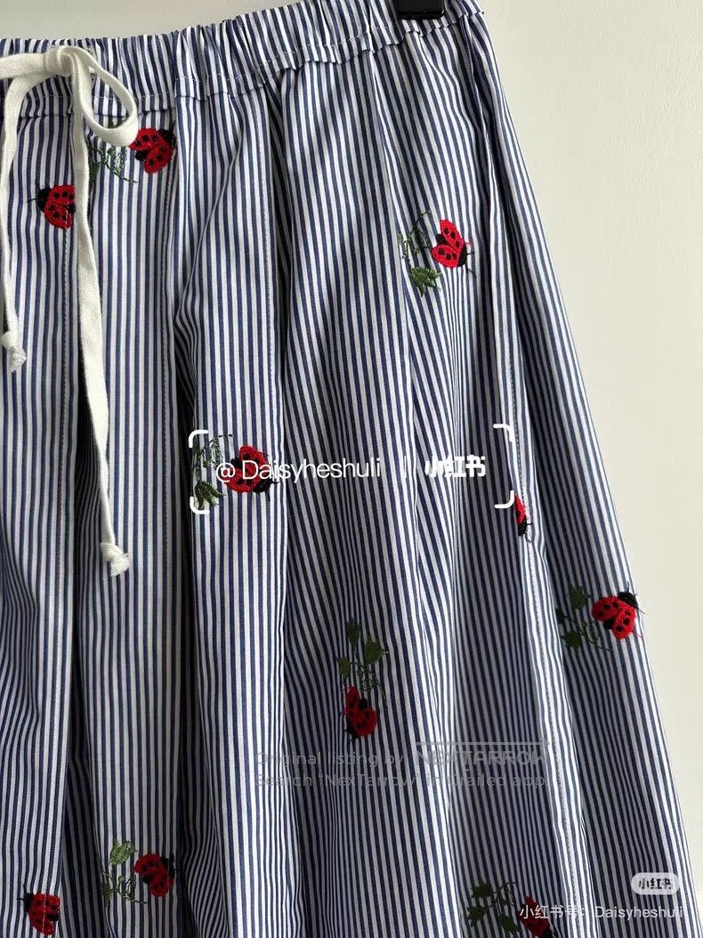 Comme des Garcons Comme Des Garcons size F Beetle Embroidered Skater Skirt Size 23" - 3 Thumbnail