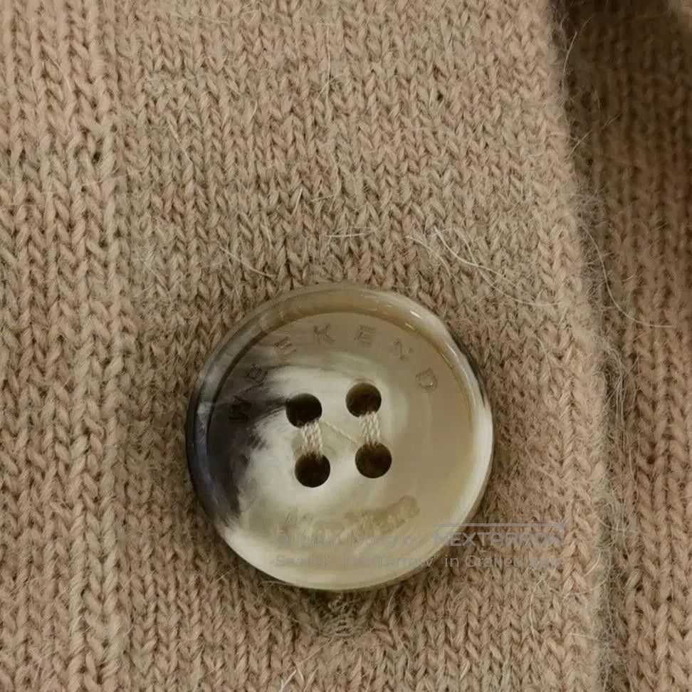 Weekend Max Mara Weekend Max Mara XS Mohair Blend Buttoned Knit Sweater. Size XS / US 0-2 / IT 36-38 - 1 Thumbnail