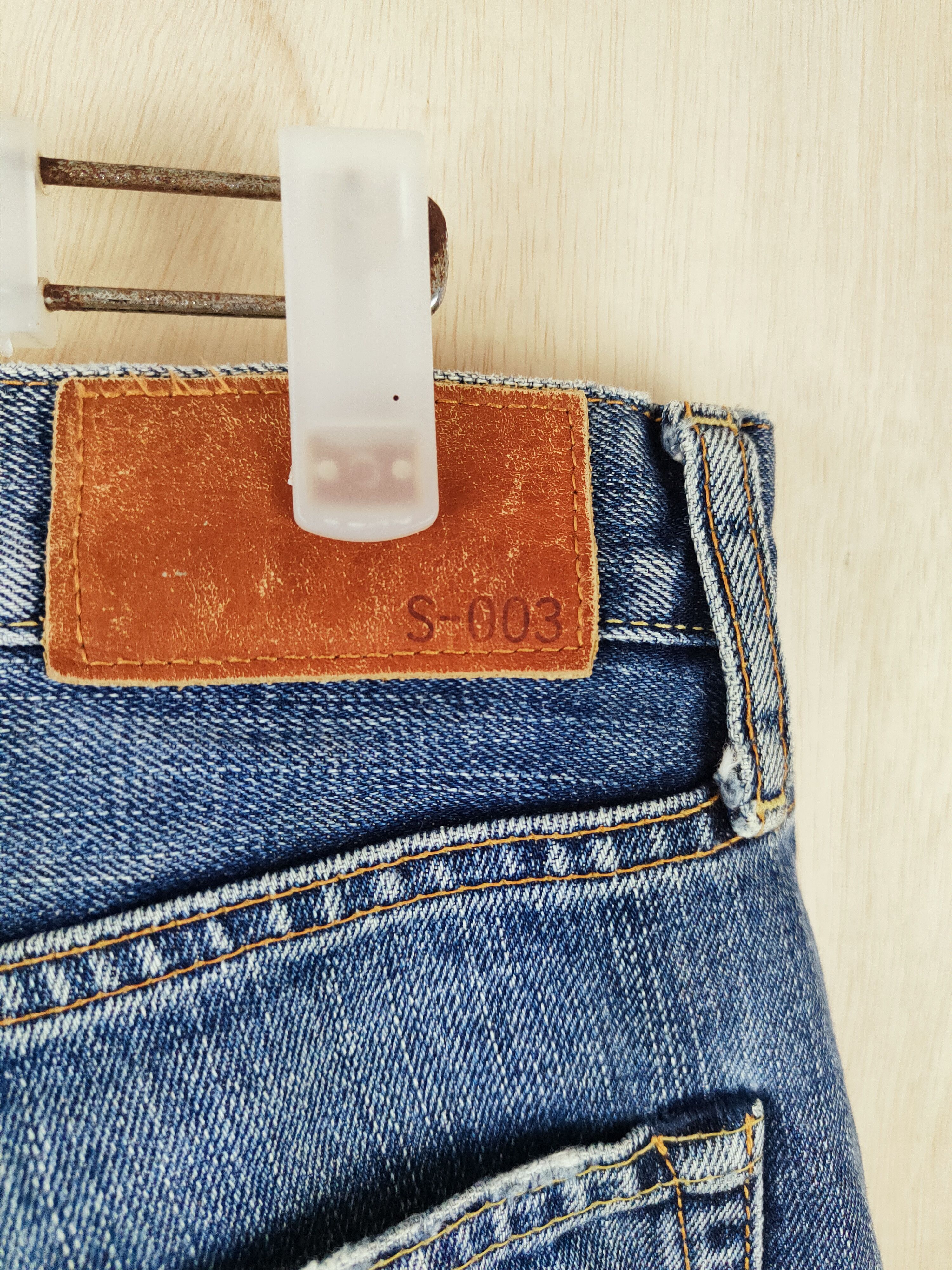 Japanese Brand Uniqlo Blue Distressed Ripped vintage denim Jeans #S2499 Size US 30 / EU 46 - 11 Thumbnail