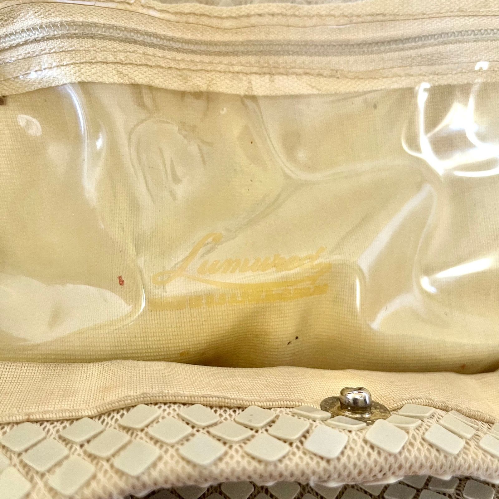 Vintage Vintage Lumured Ivory-White Luma Mesh Lucite Handle Handbag Size ONE SIZE - 5 Thumbnail