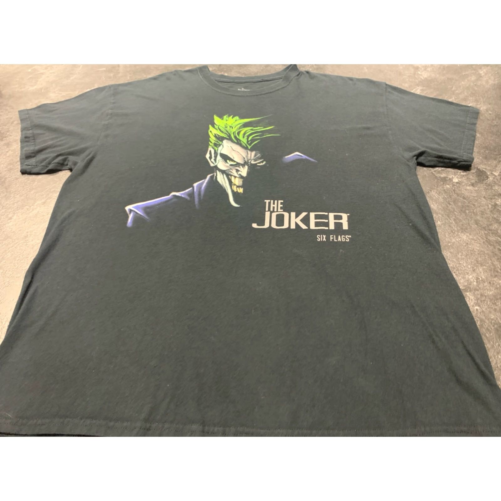 Vintage VINTAGE Six Flags Batman Joker Graphic T-Shirt Men XL Black Theme 90s Size US XL / EU 56 / 4 - 2 Thumbnail