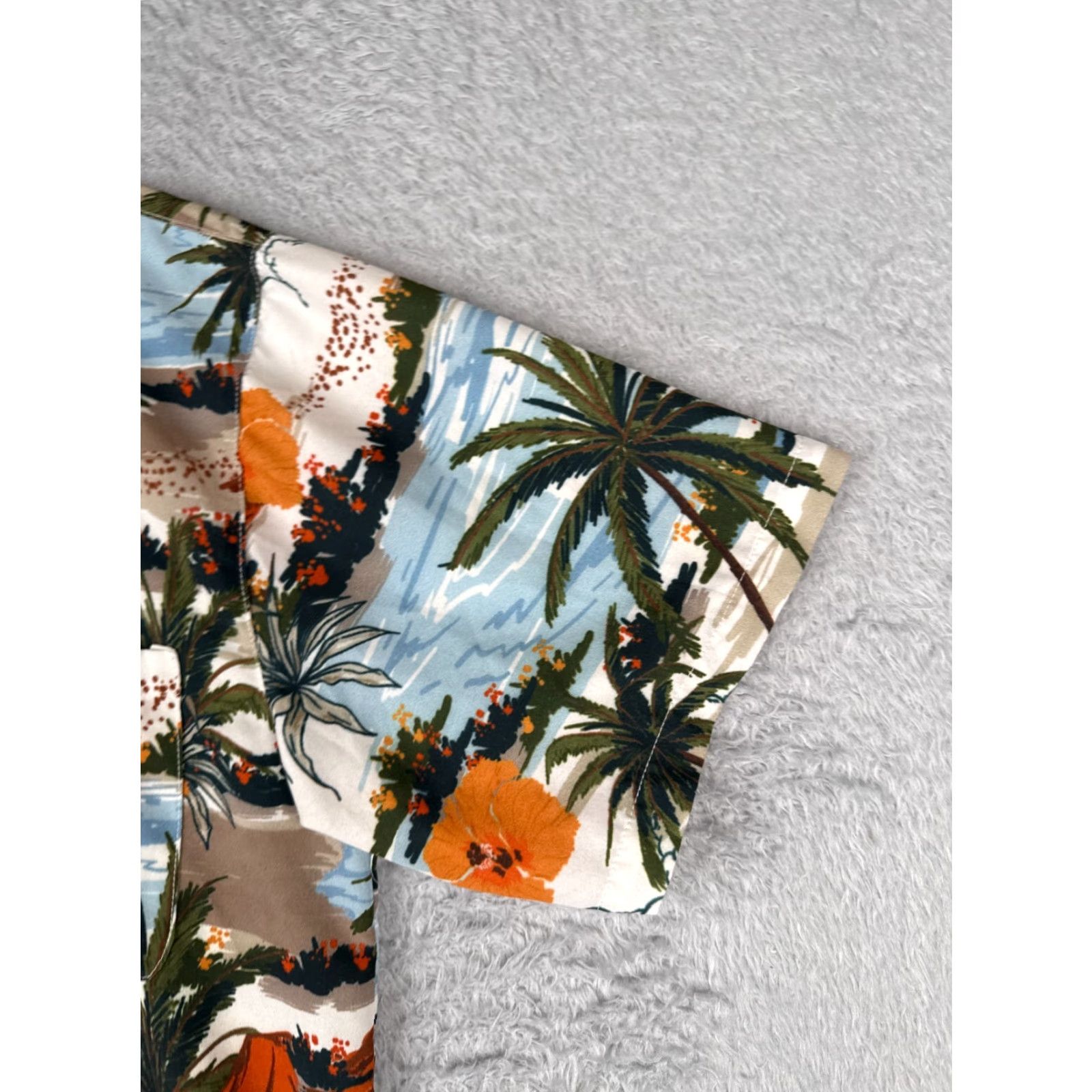 Vintage Palm Island Button-Up Hawaiian Shirt Adult Large Blue White Orange Palm Tree Beach Scene Aloha Luau Vacation Floral Short Sleeve Shirt Mens Regular Size US L / EU 52-54 / 3 - 2 Thumbnail