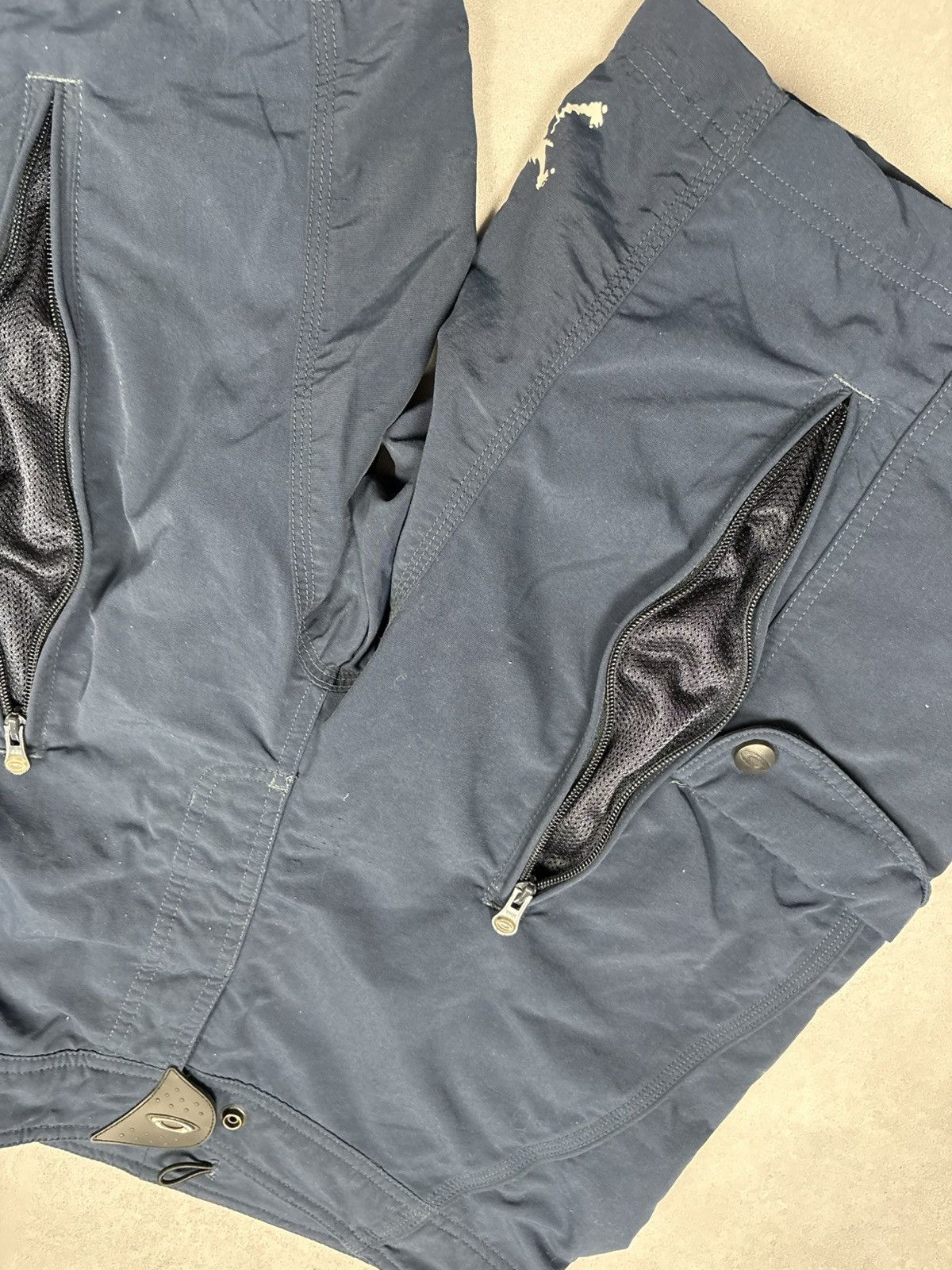 Oakley Oakley 90s Software Skull MTB Tactical Cargo Shorts 00s Y2K Size US 32 / EU 48 - 7 Thumbnail