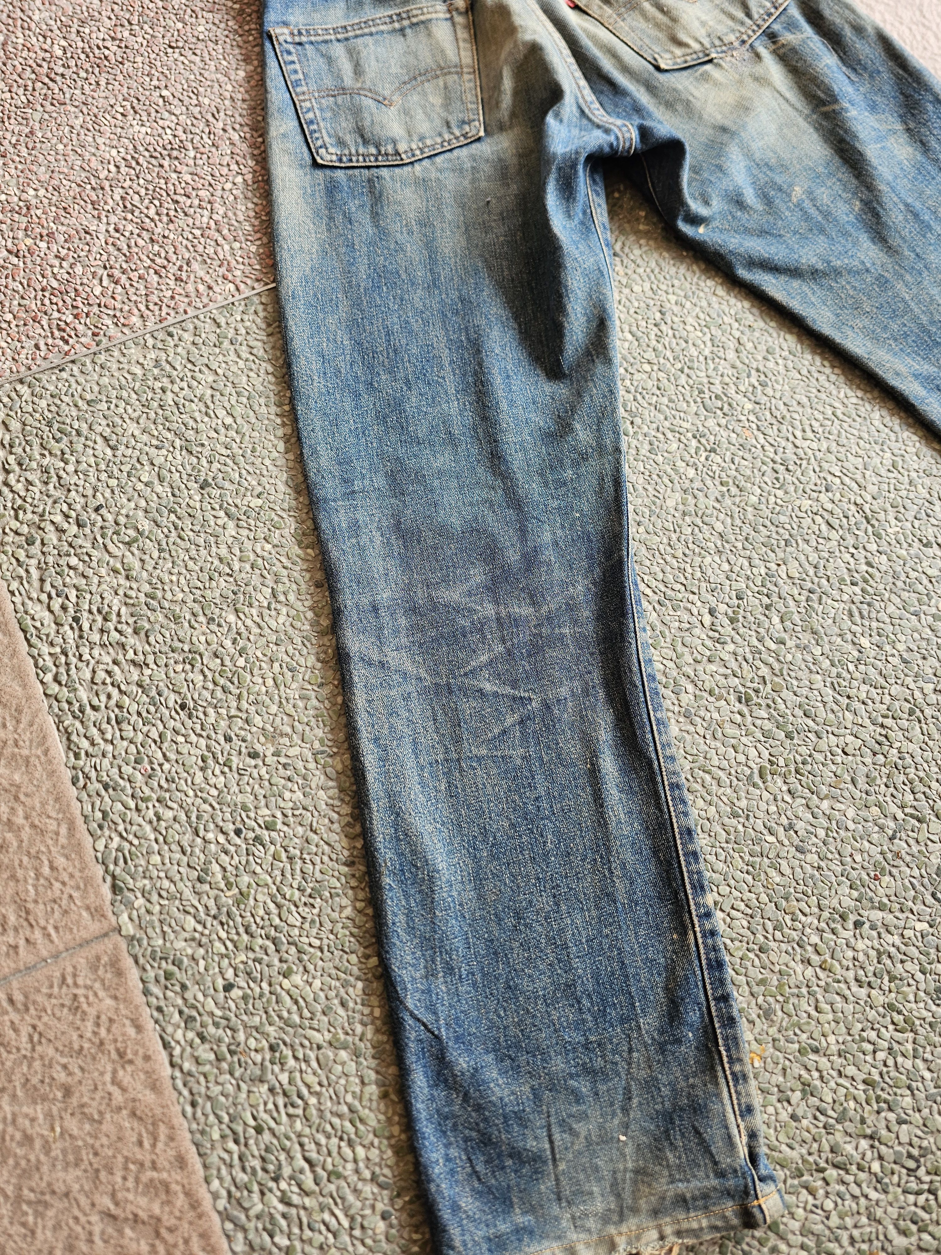 Levi's Vintage Clothing Levi’s 502 Selvedge Jeans - Heavy Fade - Worn Vintage W30 Size US 30 / EU 46 - 13 Thumbnail
