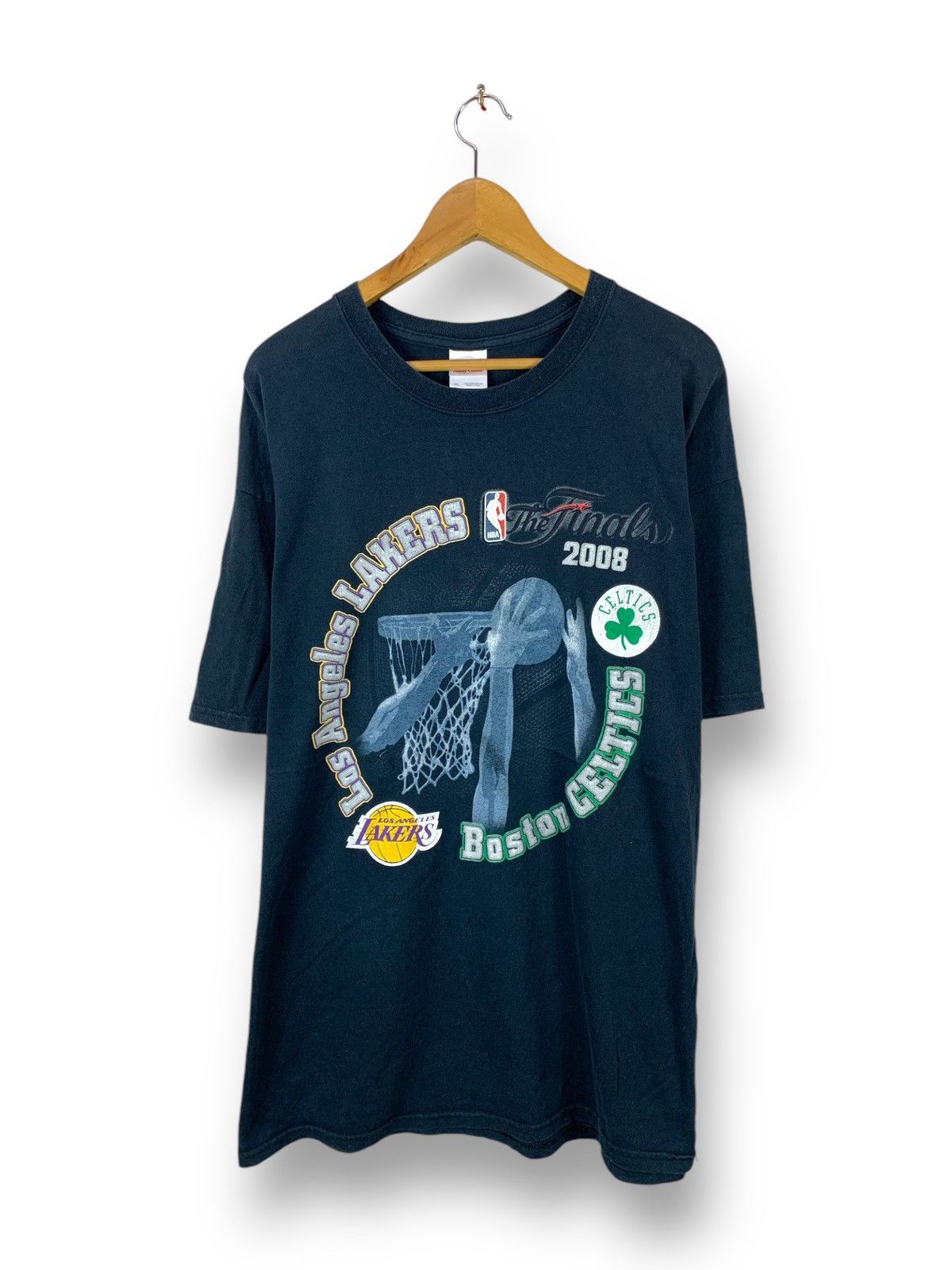 NBA Rare! NBA Finals 2008 Lakers vs Celtic Promo Tee Size US XL / EU 56 / 4 - 1 Thumbnail