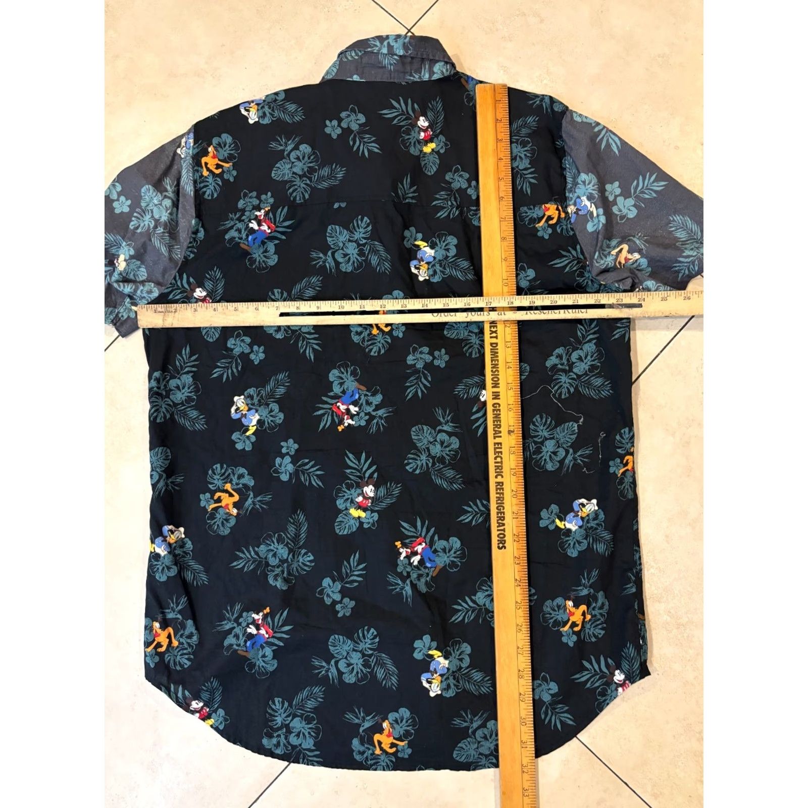 Disney Disney Shirt Button-Up Camp Character Hawaiian Golf Mens XL Blue Short Sleeve Button-Front Vintage: No 8/10 2153 Size US XL / EU 56 / 4 - 6 Thumbnail