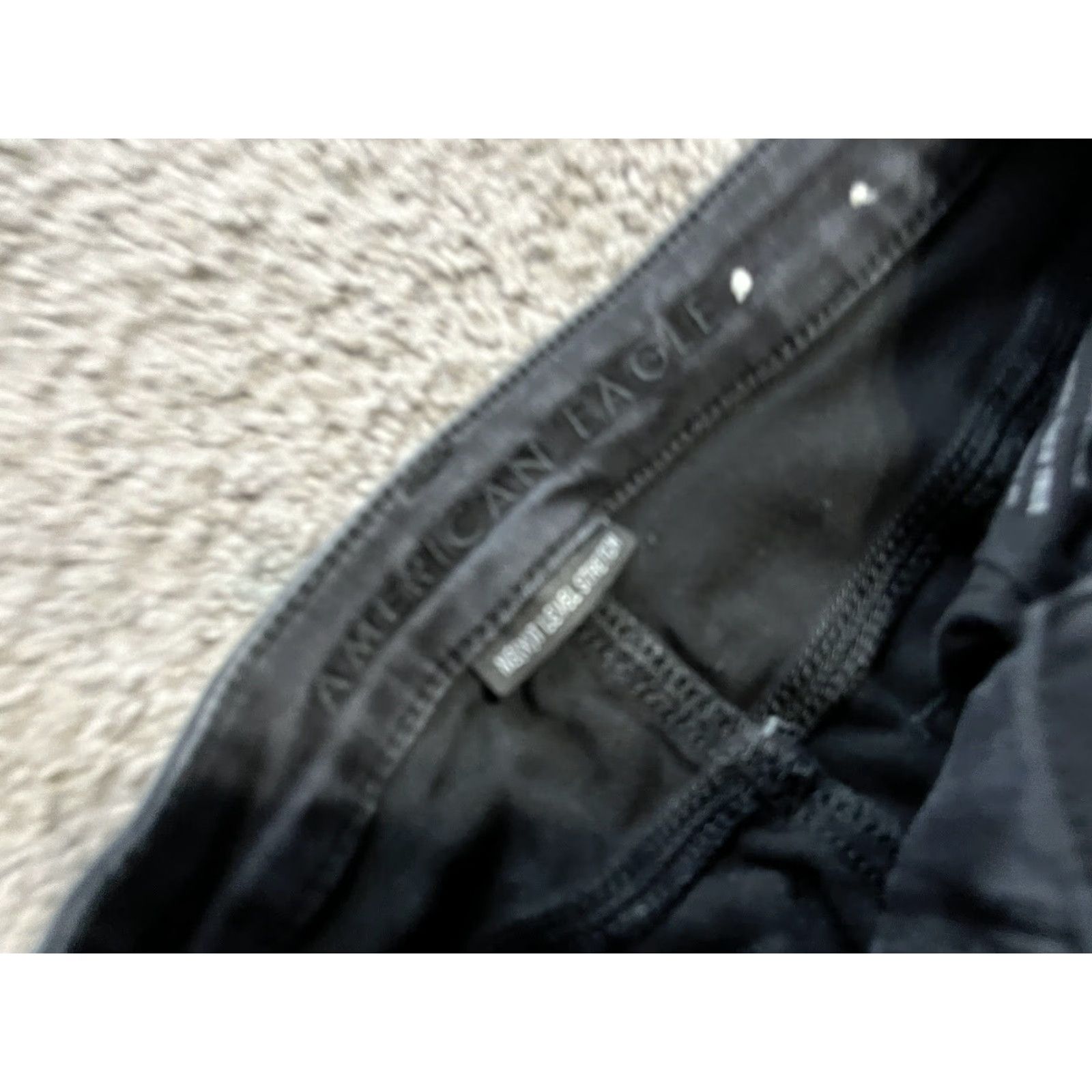 American Eagle Outfitters AMERICAN EAGLE High Rise Distressed Jegging Black Jeans Women Size 6 Regular Ankle Zip Size 28" / US 6 / IT 42 - 7 Thumbnail
