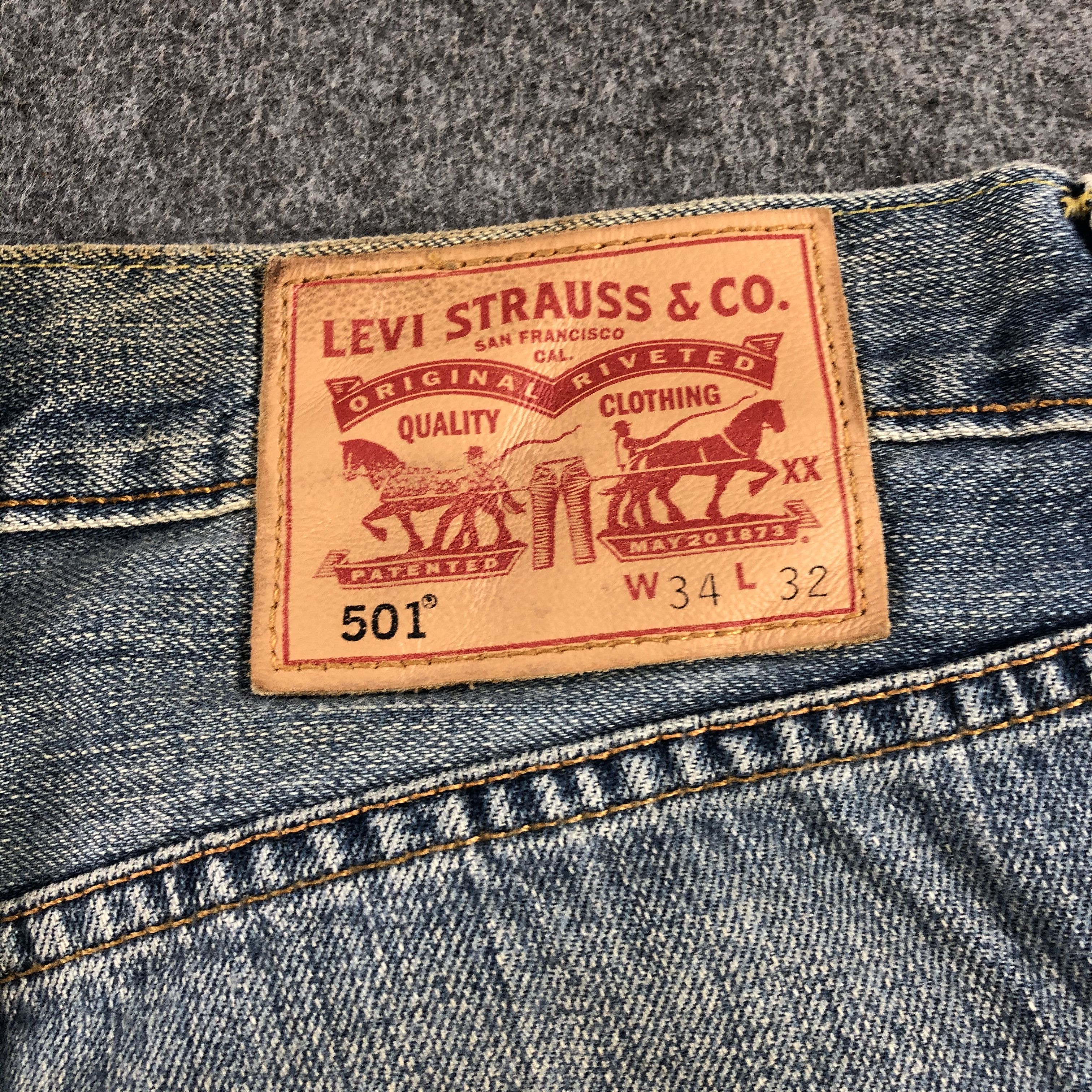 Levi's Vintage Blue Wash Levis 501 Jeans-J1902 Size US 35 - 5 Thumbnail