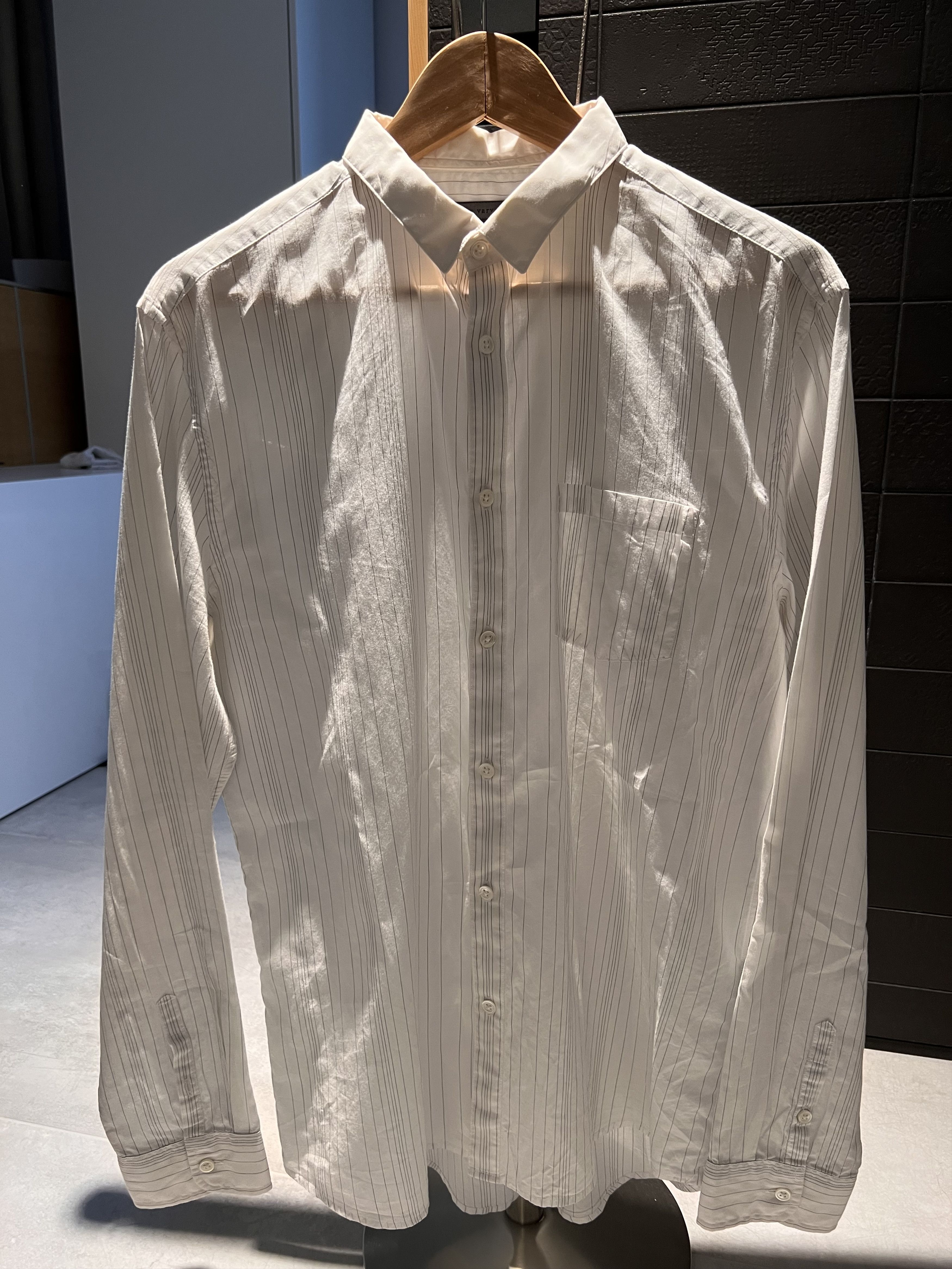 John Varvatos John Varvatos White Pinned Stripe Button Up Shirt Size US M / EU 48-50 / 2 - 1 Thumbnail