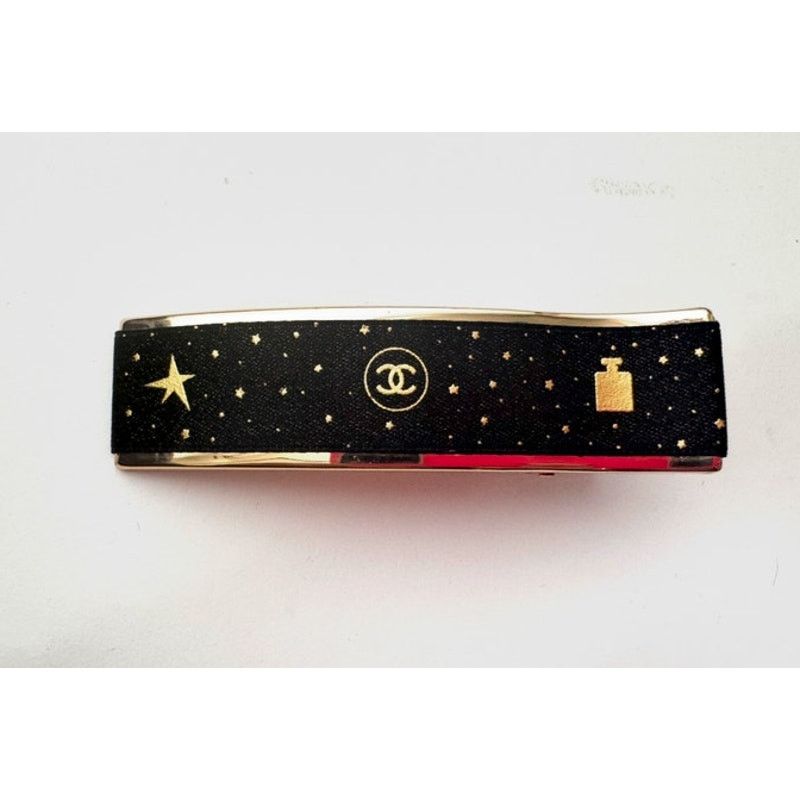 Chanel Chanel Black & Gold Logo Star Print Hair Barrette Clip Size ONE SIZE - 1 Thumbnail