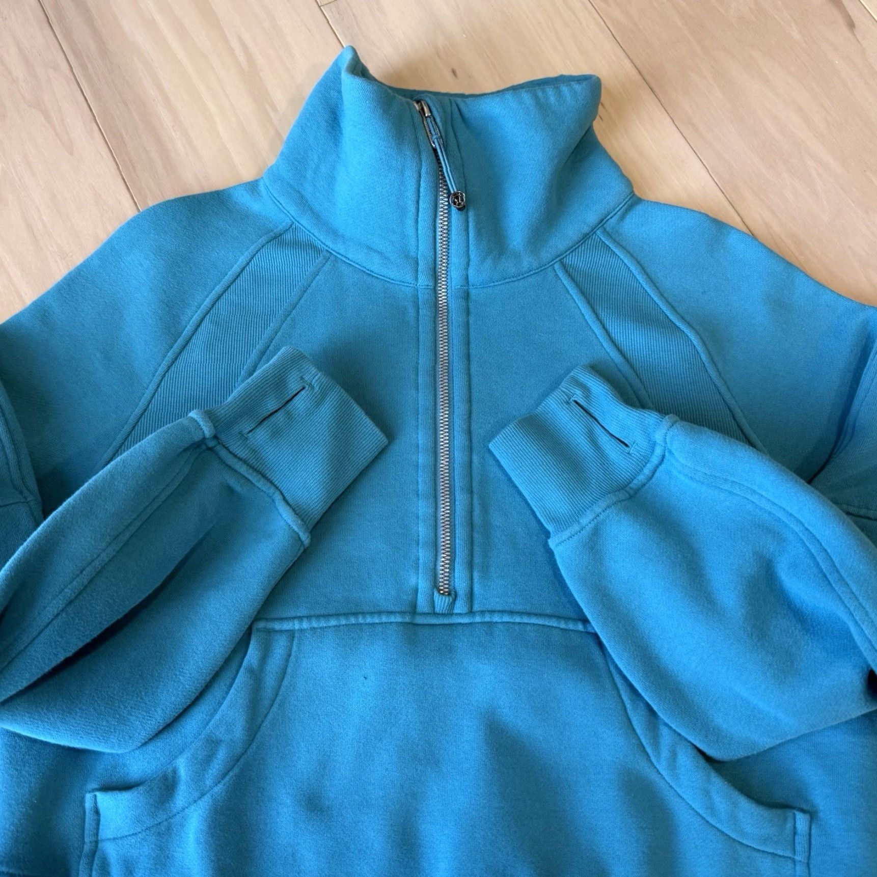 Lululemon Lululemon Scuba Oversized Funnel Neck XS/S Blue Fleece Pullover Yoga Athleisure Jacket Womens Small Short Blue Logo Zipper Size S / US 4 / IT 40 - 5 Thumbnail