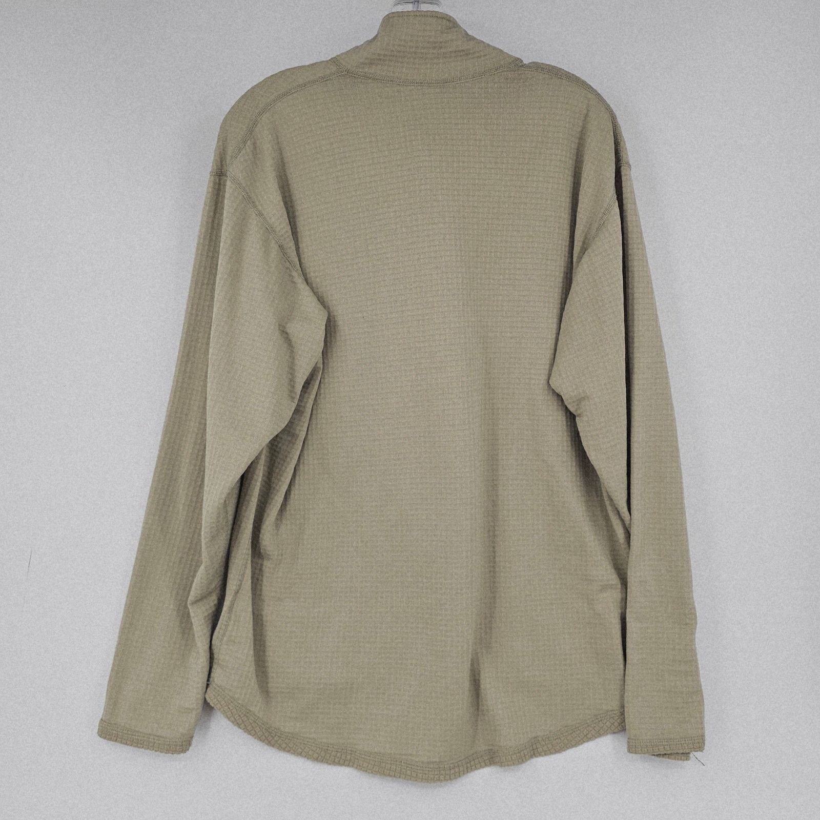 Other GEN III Mid-Weight Shirt - ECWCS Level 2 L Reg 3791 Size US L / EU 52-54 / 3 - 2 Thumbnail