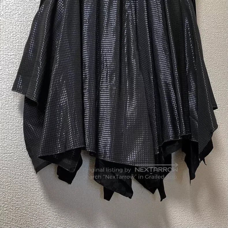Comme des Garcons Comme des Garcons size S Black vintage fishtail design skir Size 25" / US 0 / IT 36 - 5 Thumbnail