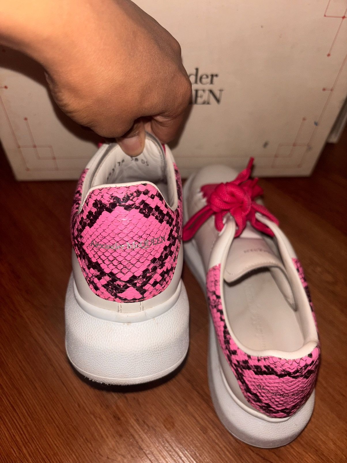 Alexander McQueen × Designer × McQ Alexander McQueen RARE Pink Snakeskin Alexander McQueen Sneakers Size US 7 / IT 37 - 5 Thumbnail