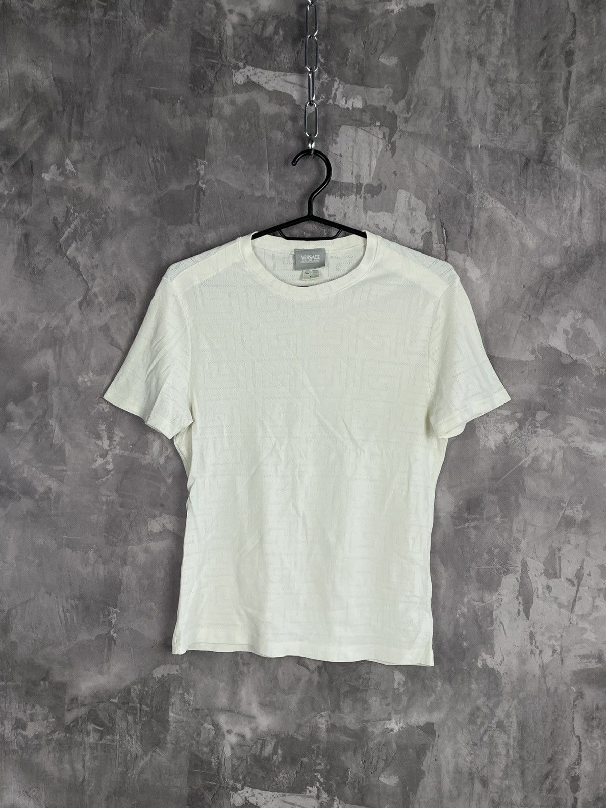 Vintage Vintage Versace T-Shirt Y2K Fashion Italy Size S / US 4 / IT 40 - 1 Thumbnail