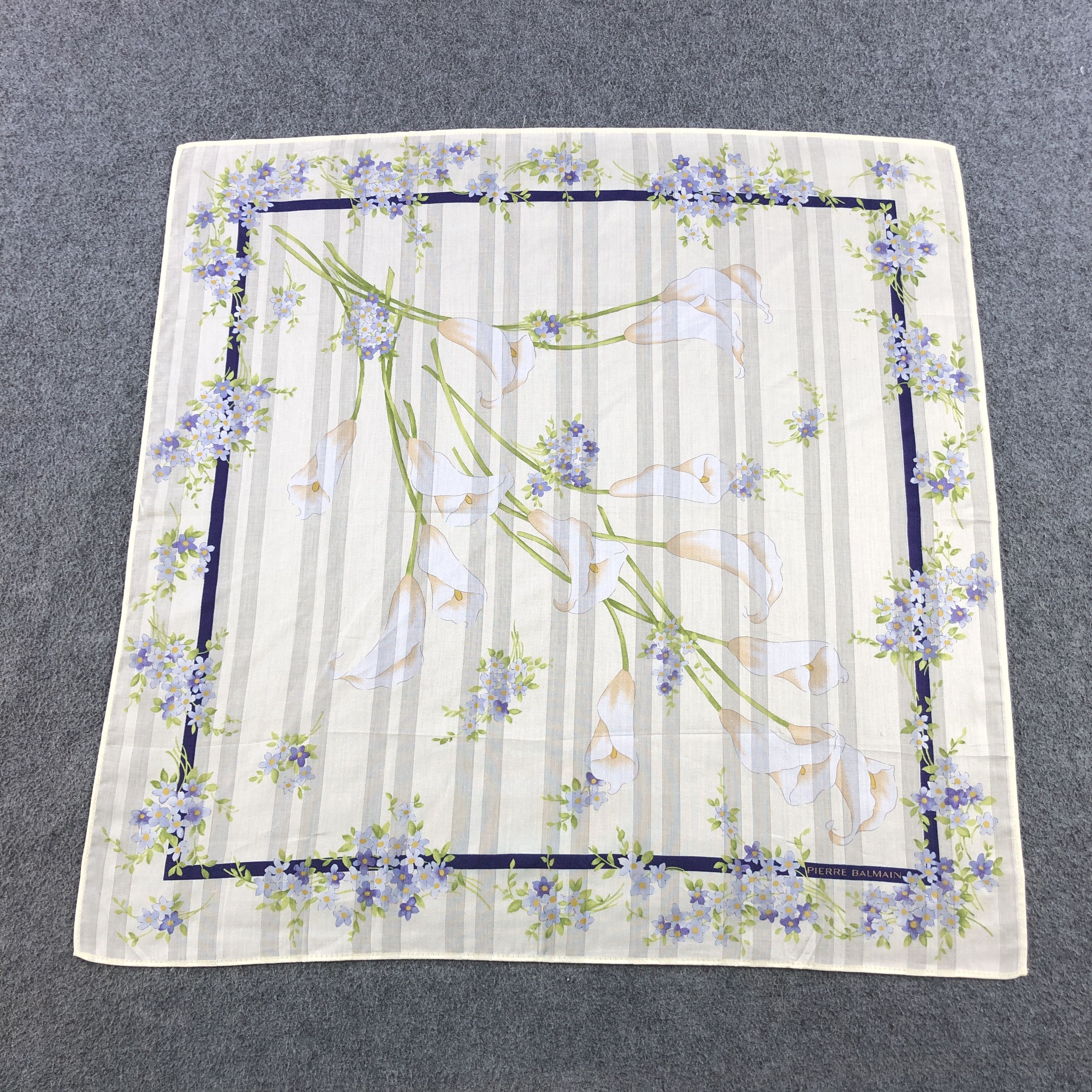 Pierre Balmain Pierre Balmain Handkerchief Neckerchief Bandana H2386 Size ONE SIZE - 1 Thumbnail