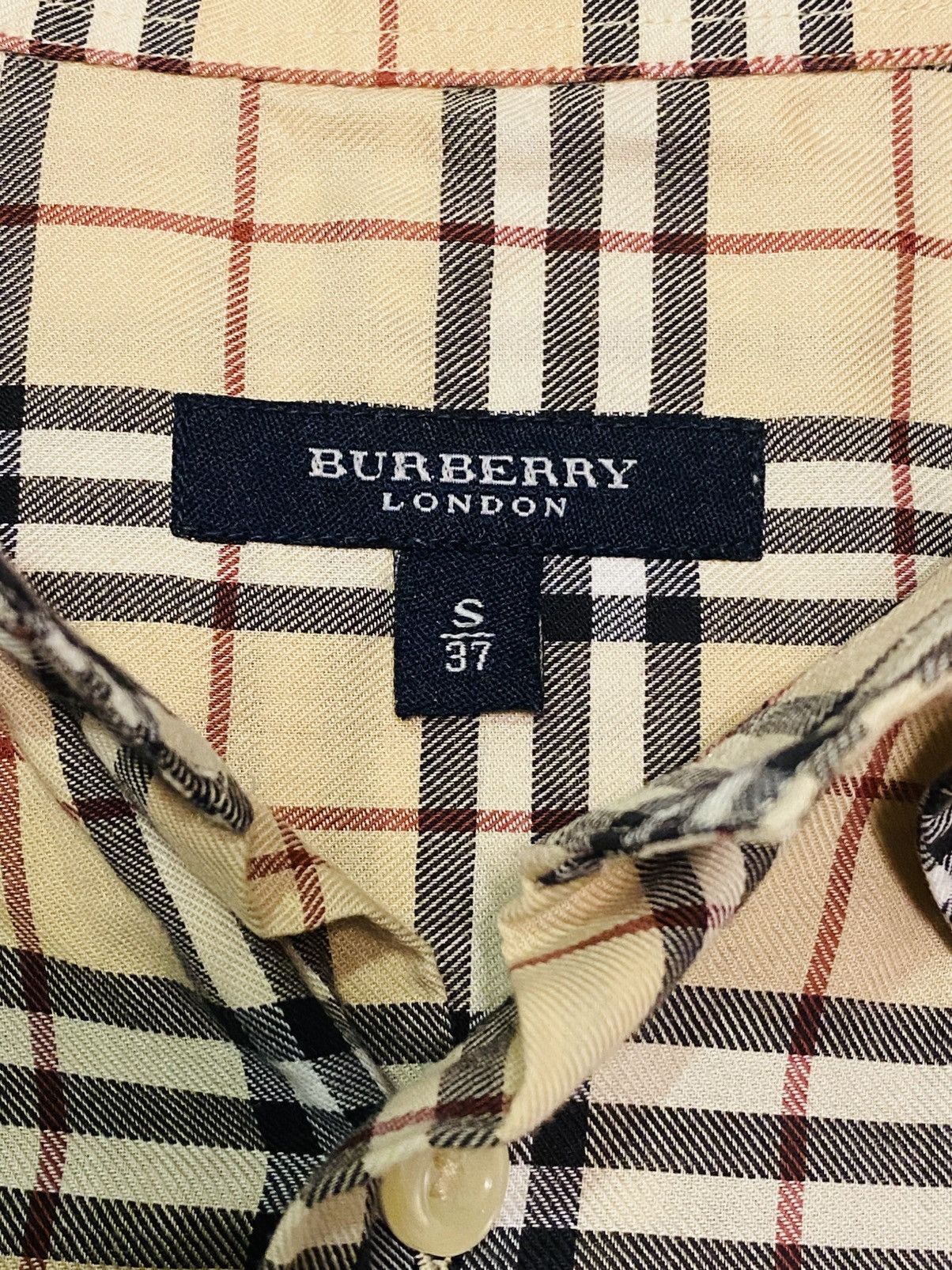 Burberry Burberry Burberrys Checked Shirt Button Downs Nova Check Size US M / EU 48-50 / 2 - 2 Thumbnail
