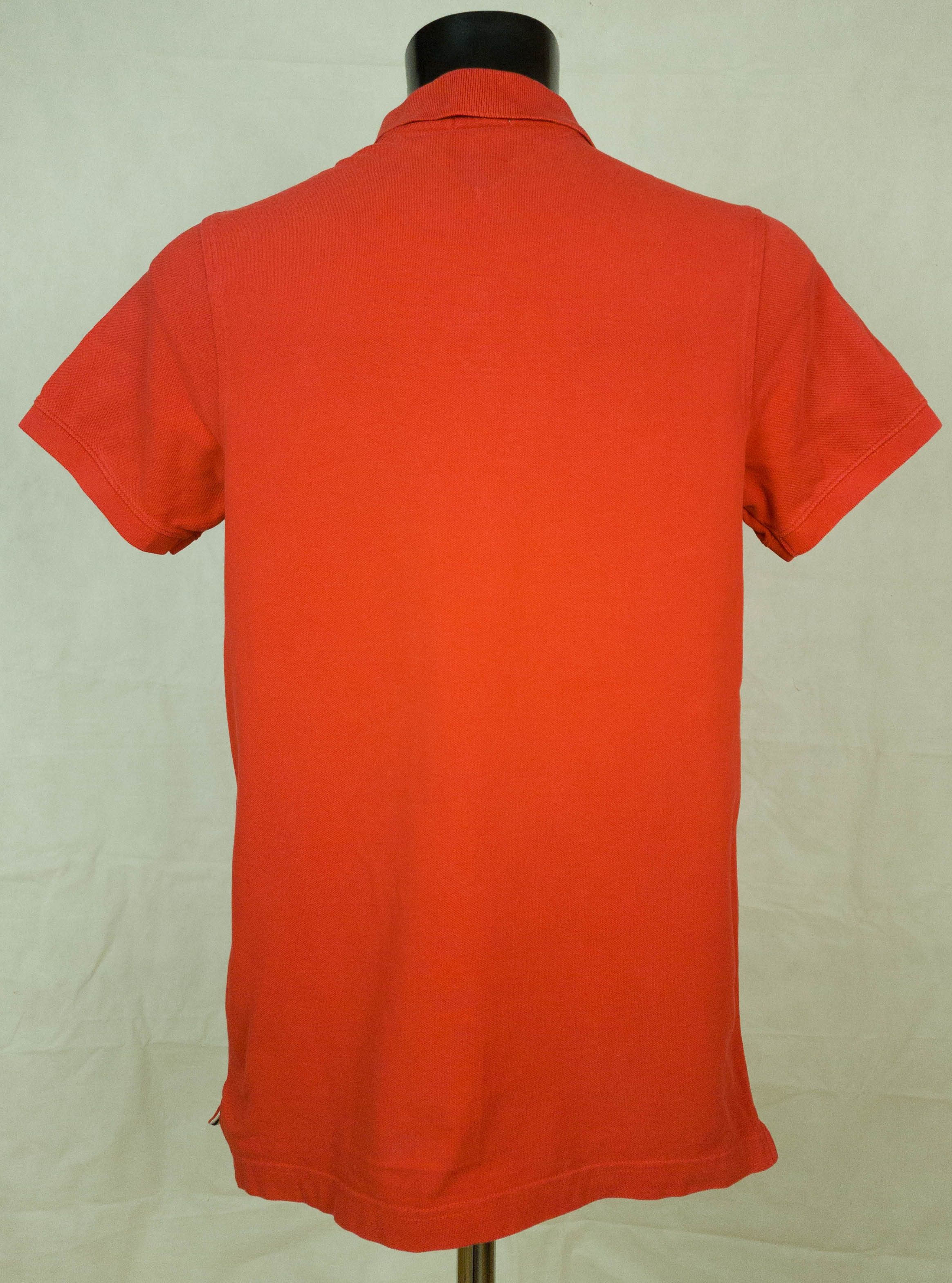 Tommy Hilfiger Hilfiger Denim mens polo top cotton size M ( LABEL L) gc Size US M / EU 48-50 / 2 - 2 Thumbnail