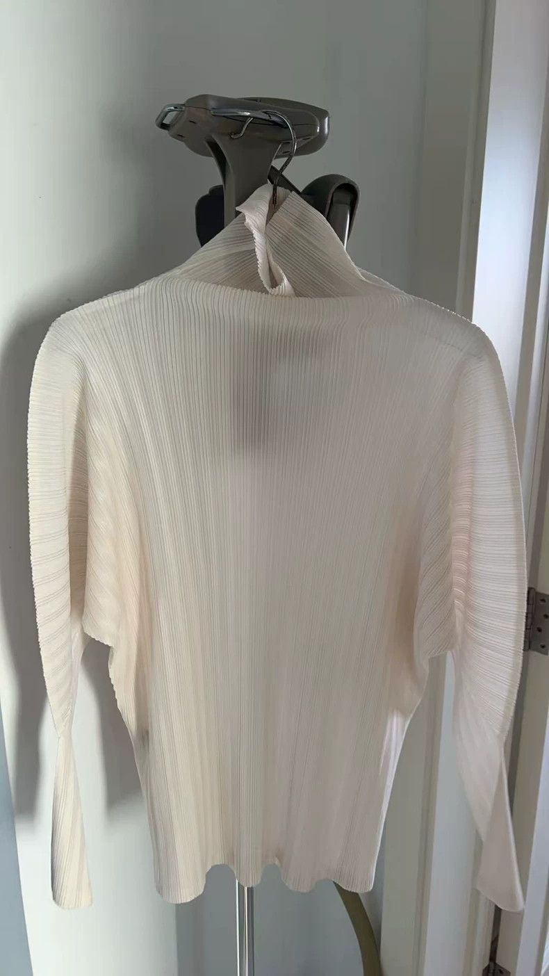 Issey Miyake issey miyake size:3 white bottoming shirt Size XXS / US 00 / IT 34 - 1 Thumbnail
