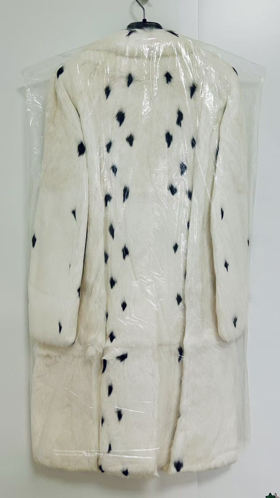 Saint Laurent Paris SAINT LAURENT PARIS BY HEDI SLIMANE 13AW/FW FUR COAT Size US S / EU 44-46 / 1 - 3 Thumbnail
