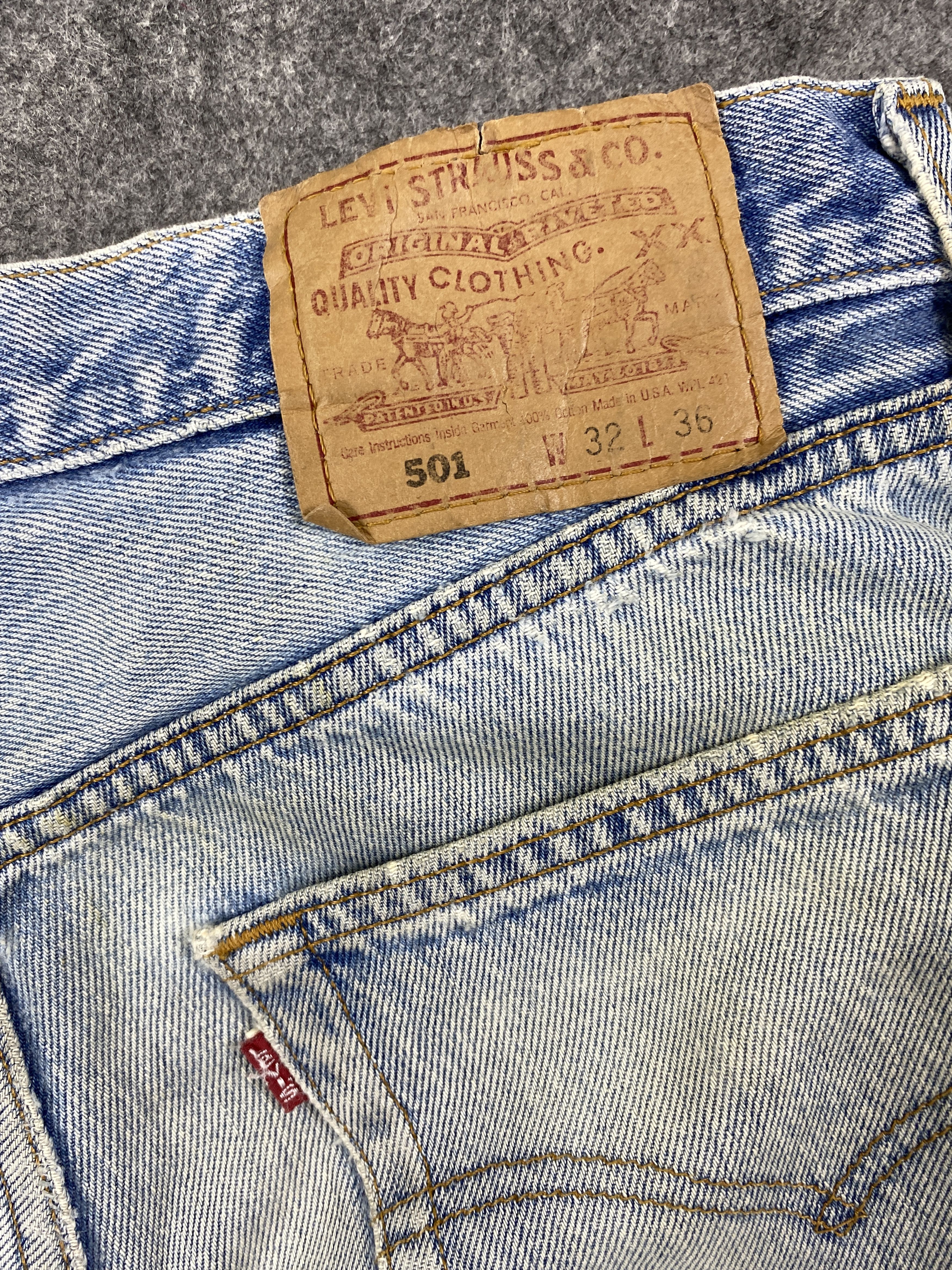 Levi's Ripped Light Wash Vintage Levi's 501 USA 30x35.5 -JN1665 Size US 30 / EU 46 - 10 Thumbnail