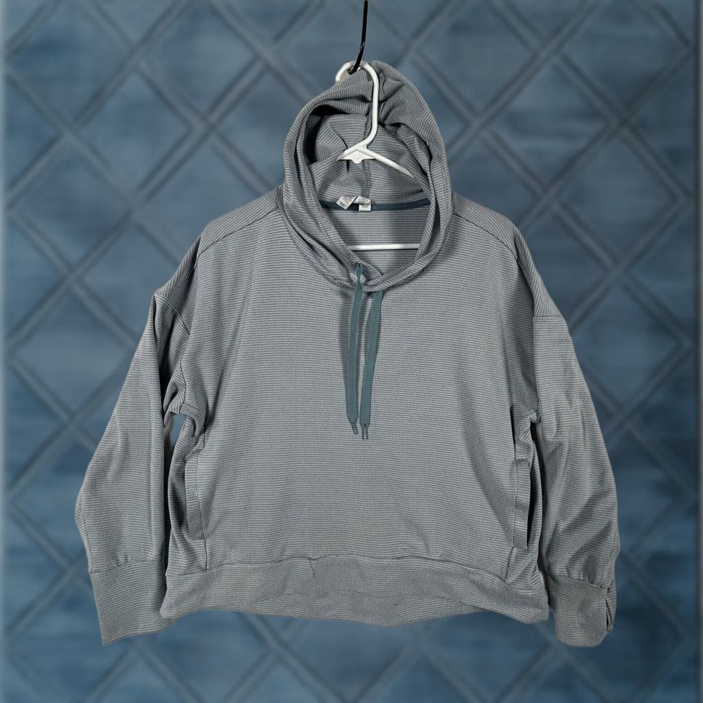 Reebok RBX Renew Hoodie Sweatshirt Womens Medium Cropped Pullover Hooded Pockets Logo Blue Sweatshirt Activewear Casual Travel Size M / US 6-8 / IT 42-44 - 1 Thumbnail