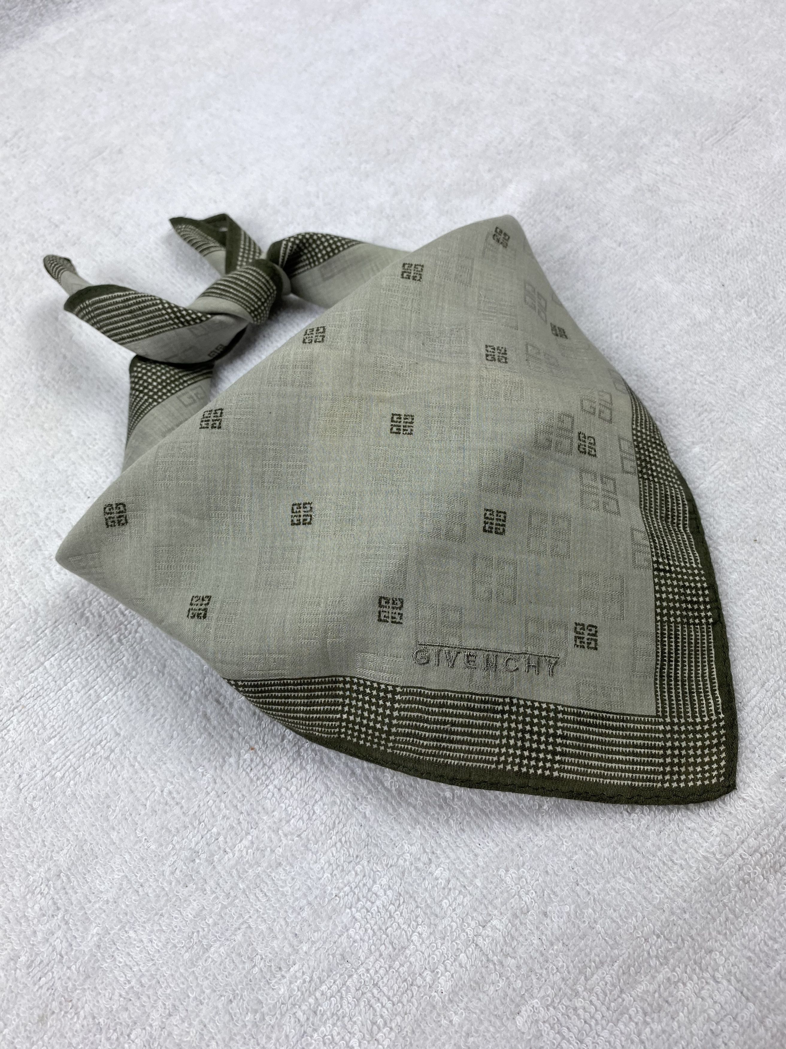 Vintage Givenchy Handkerchief / Bandana / Neckerchief Size ONE SIZE - 2 Thumbnail
