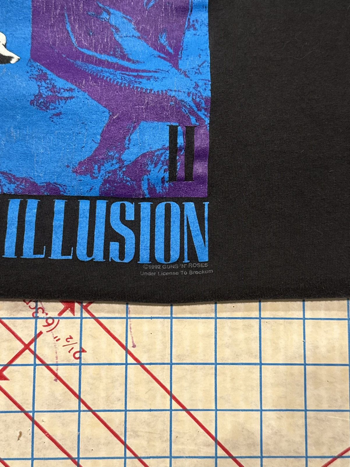 Guns N' Roses Vintage 92 Guns N’ Roses Use Your Illusion Tour Tee Brockum Size US XL / EU 56 / 4 - 3 Thumbnail
