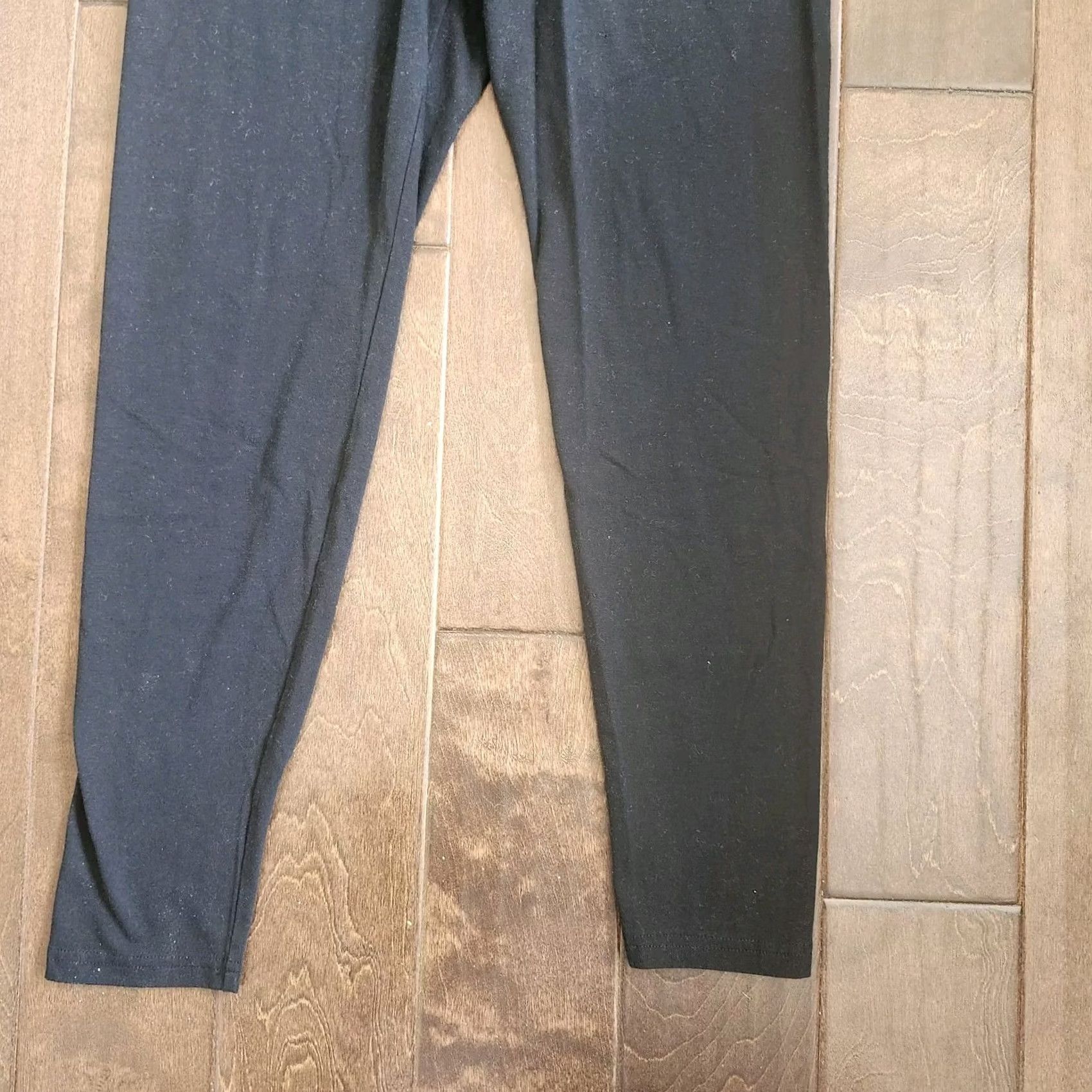 Vintage VINTAGE is not applicable to this item, so proceed without it. Wild Fable Leggings Women's Black L Wide range. Size 36" / US 14 / IT 50 - 3 Thumbnail