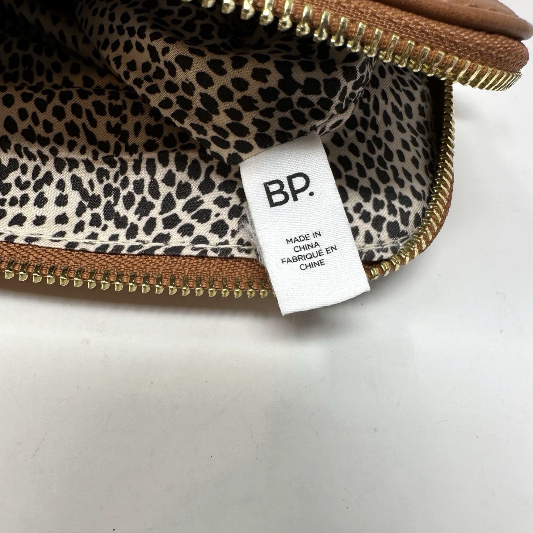Vintage BP Crossbody Bag Small Faux Leather Brown with Tassel Strap Purse, Brass Hardware, Zip Closure, Women’s Casual Rectangle Size ONE SIZE - 5 Thumbnail