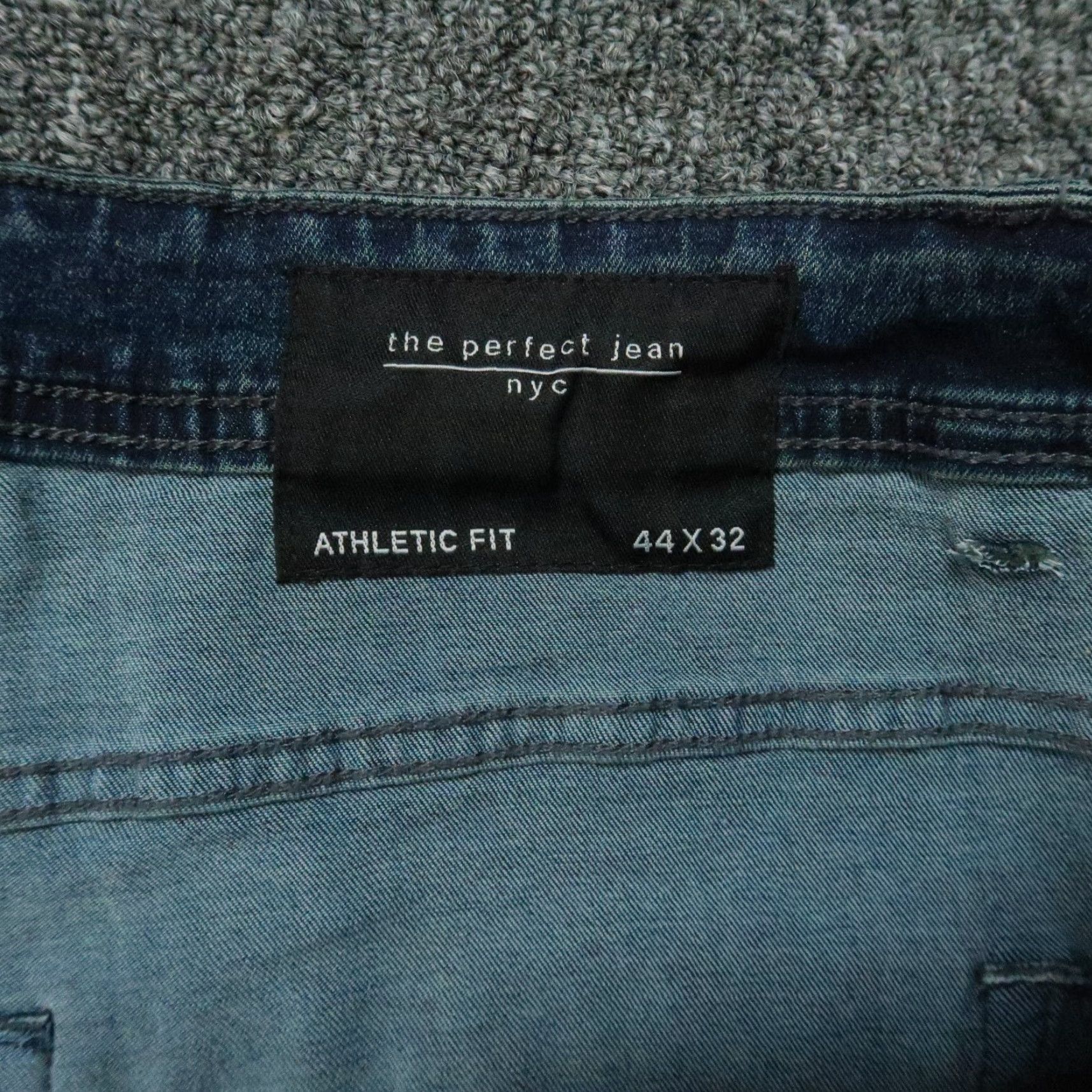 Vintage VINTAGE The Perfect Jean Mens Jeans 5-Pocket Athletic Straight 44x32 Blue NWT Size US 44 / EU 60 - 5 Thumbnail