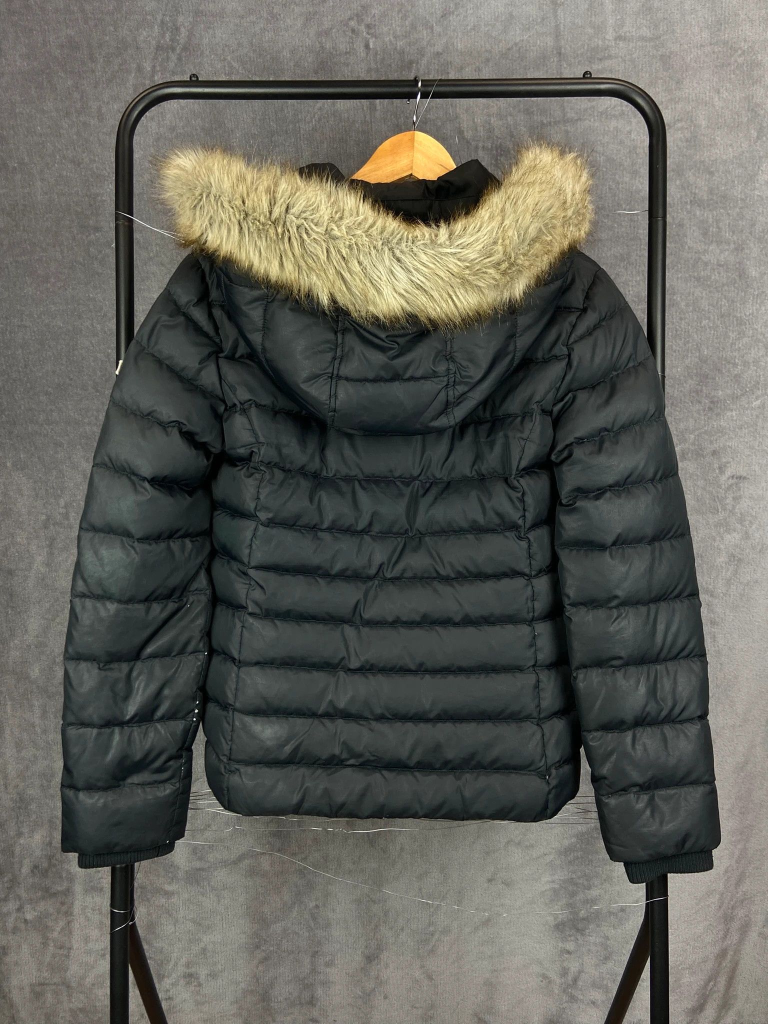 Tommy Hilfiger Tommy Hilfiger Black Jacket M Vintage Streetwear Size US M / EU 48-50 / 2 - 6 Thumbnail