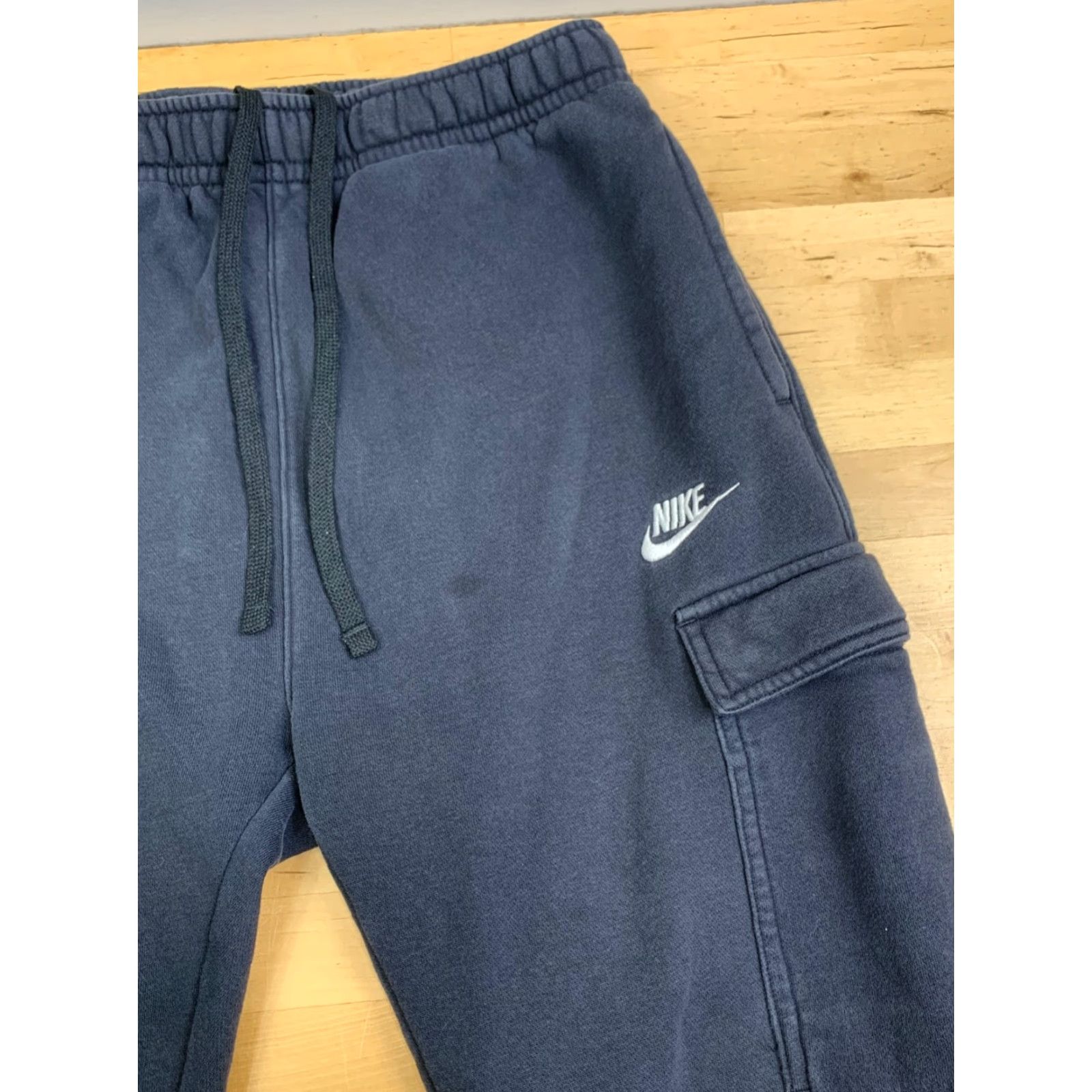 Nike Nike Cargo Sweatpants Joggers Mens S Black Drawstring Pockets Tapered Regular Pants Activewear Casual Winter Fall Spring Mens Size US 29 - 5 Thumbnail