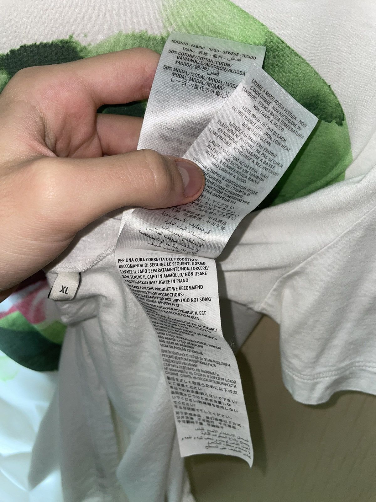 Gucci Gucci watercolor T shirt Size US XL / EU 56 / 4 - 7 Thumbnail
