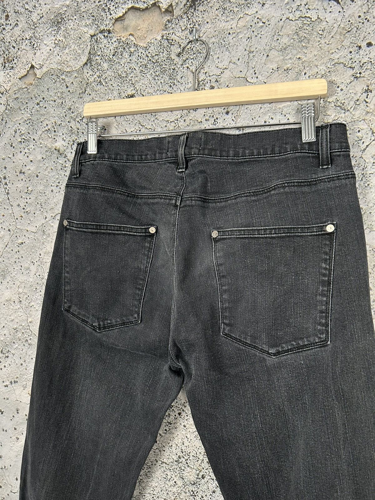 Acne Studios Vintage Acne Studios Max Used Cash Washed Black Denim Hype Size US 32 / EU 48 - 5 Thumbnail