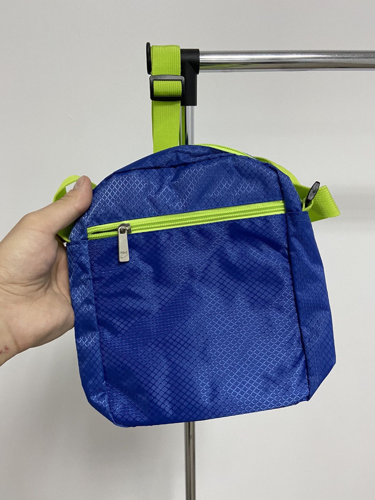 Nike Nike Vintage Shoulder Small Bag Big Logo Y2K Style Messenger Size ONE SIZE - 4 Thumbnail
