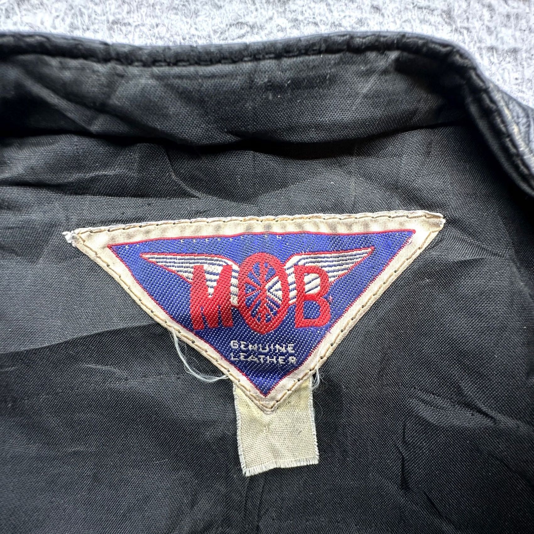 Vintage VINTAGE MOB Genuine Leather Biker Vest Mens 3XL Vietnam Patches Button Black Leather Vest Mens 3XL Vietnam Motorcycle Size US XXL / EU 58 / 5 - 3 Thumbnail