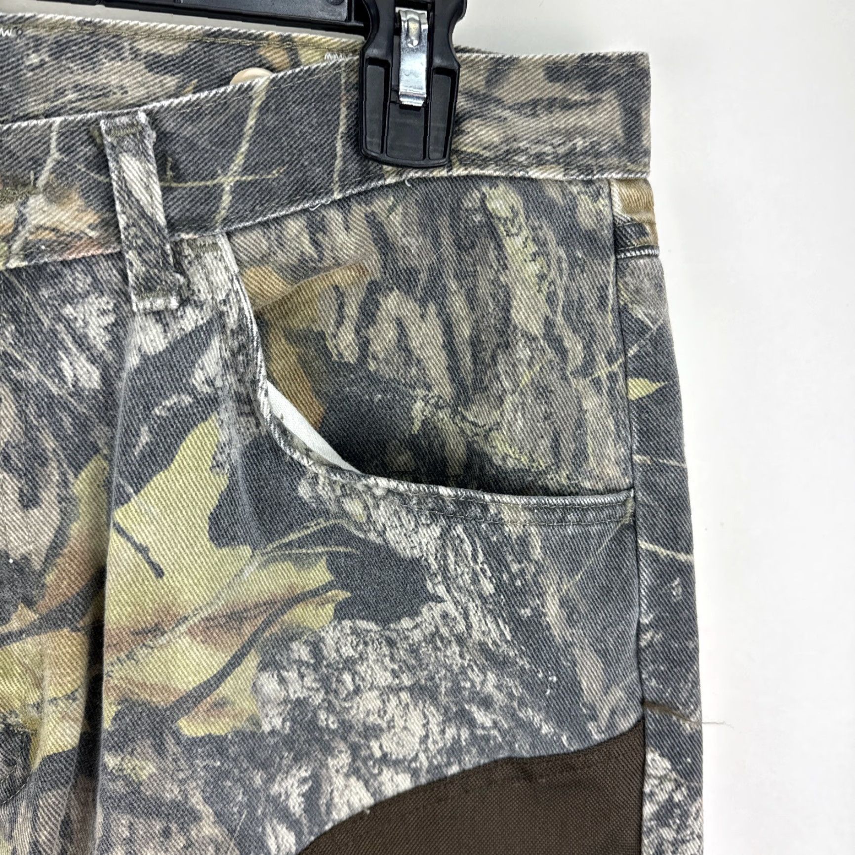 Wrangler VINTAGE Wrangler ProGear RealTree Camo Jeans 34x26 Hunting Briar Brush-Guard Jeans Size US 34 / EU 50 - 4 Thumbnail