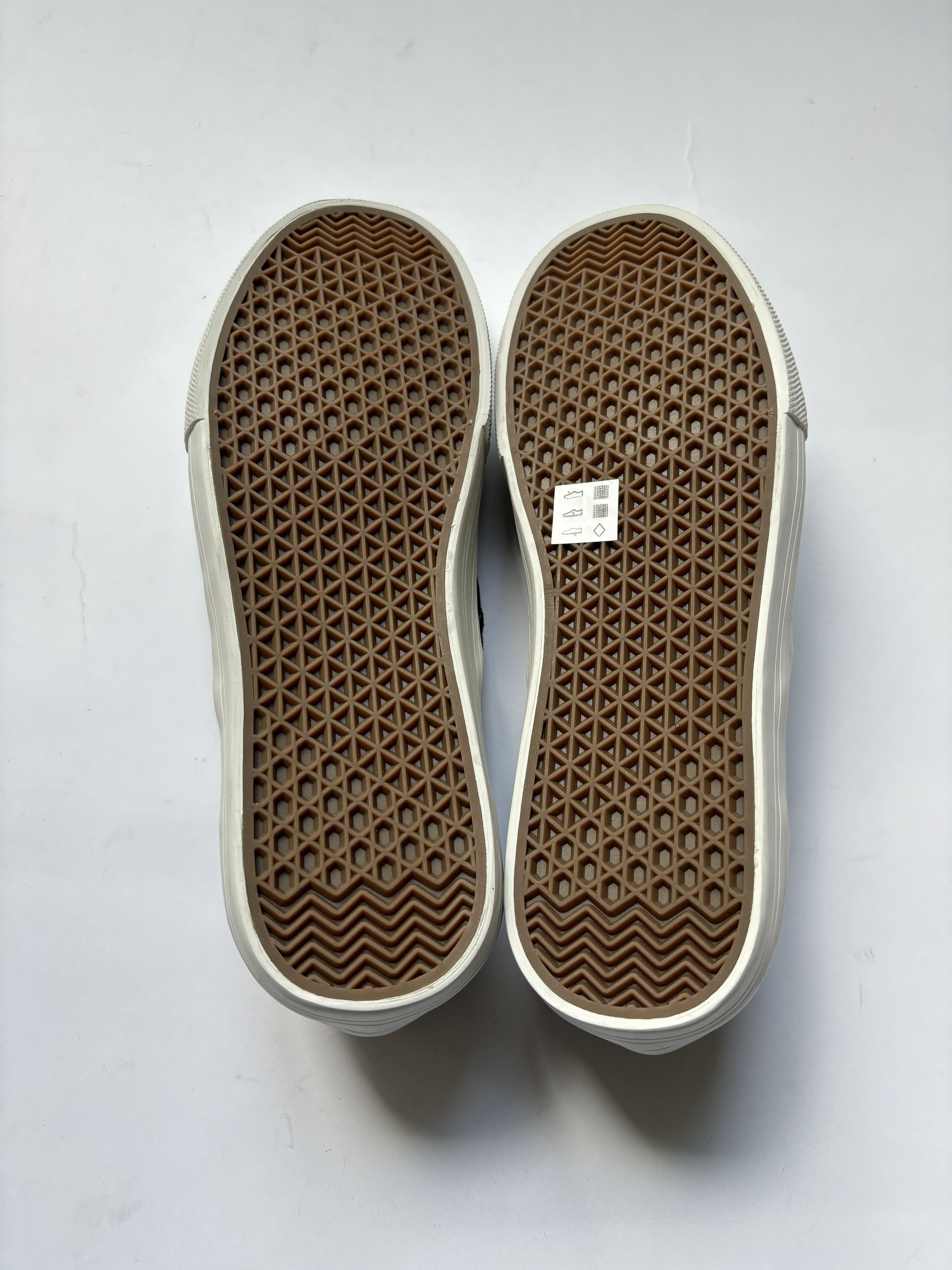Comme des Garcons × Junya Watanabe ⚡️QUICK SALE⚡️Junya Watanabe CDG Navy Skate Sneakers Size US 7 / EU 40 - 9 Thumbnail