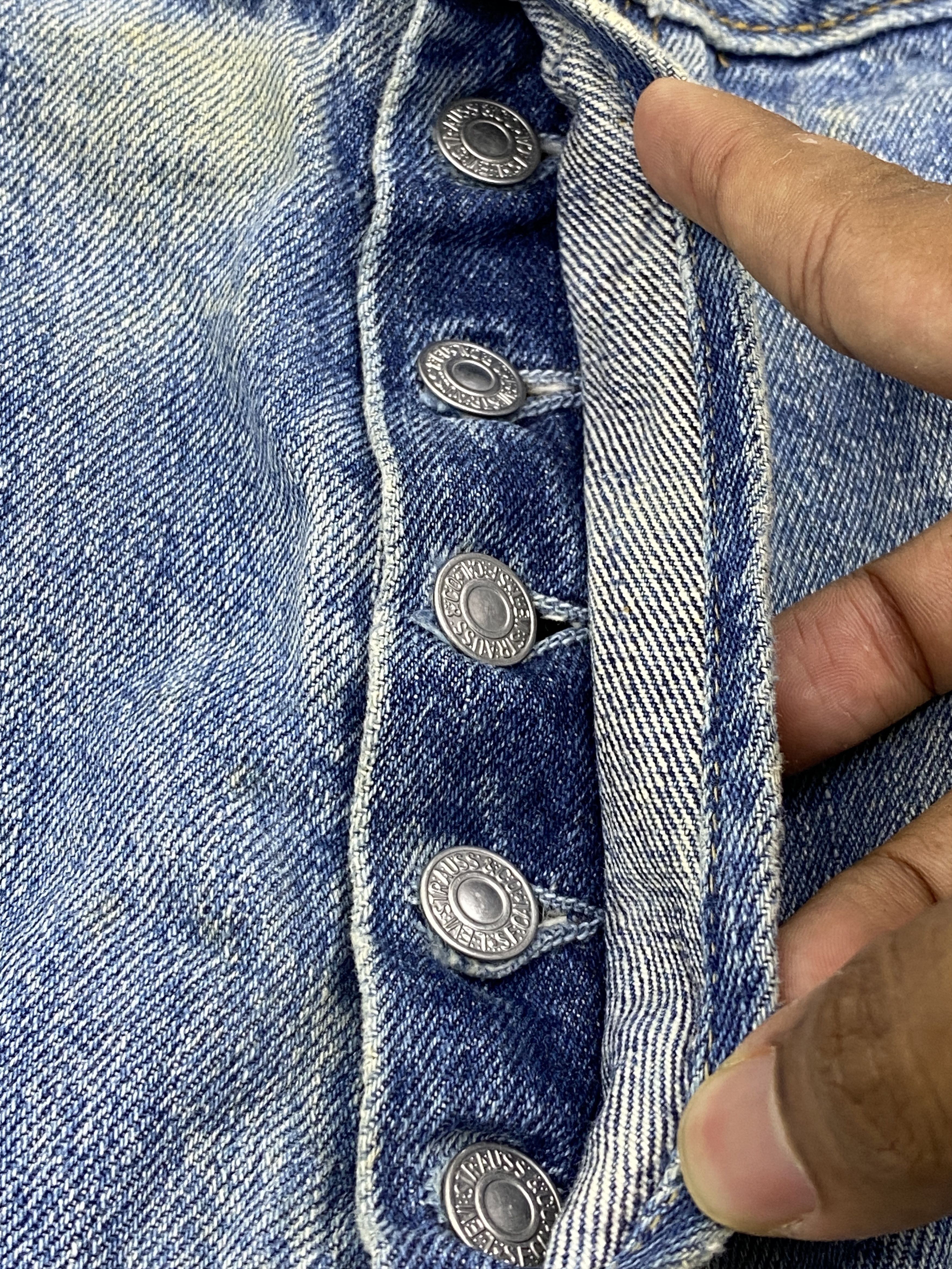 Levi's Vintage Levis 501 Lightwash Jeans DP2661 Size US 38 / EU 54 - 12 Thumbnail