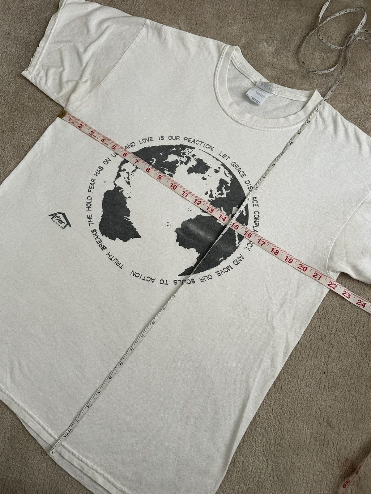 Gildan Vintage Jesus Gildan T-Shirt Globe Graphic Print Earth Size US L / EU 52-54 / 3 - 6 Thumbnail