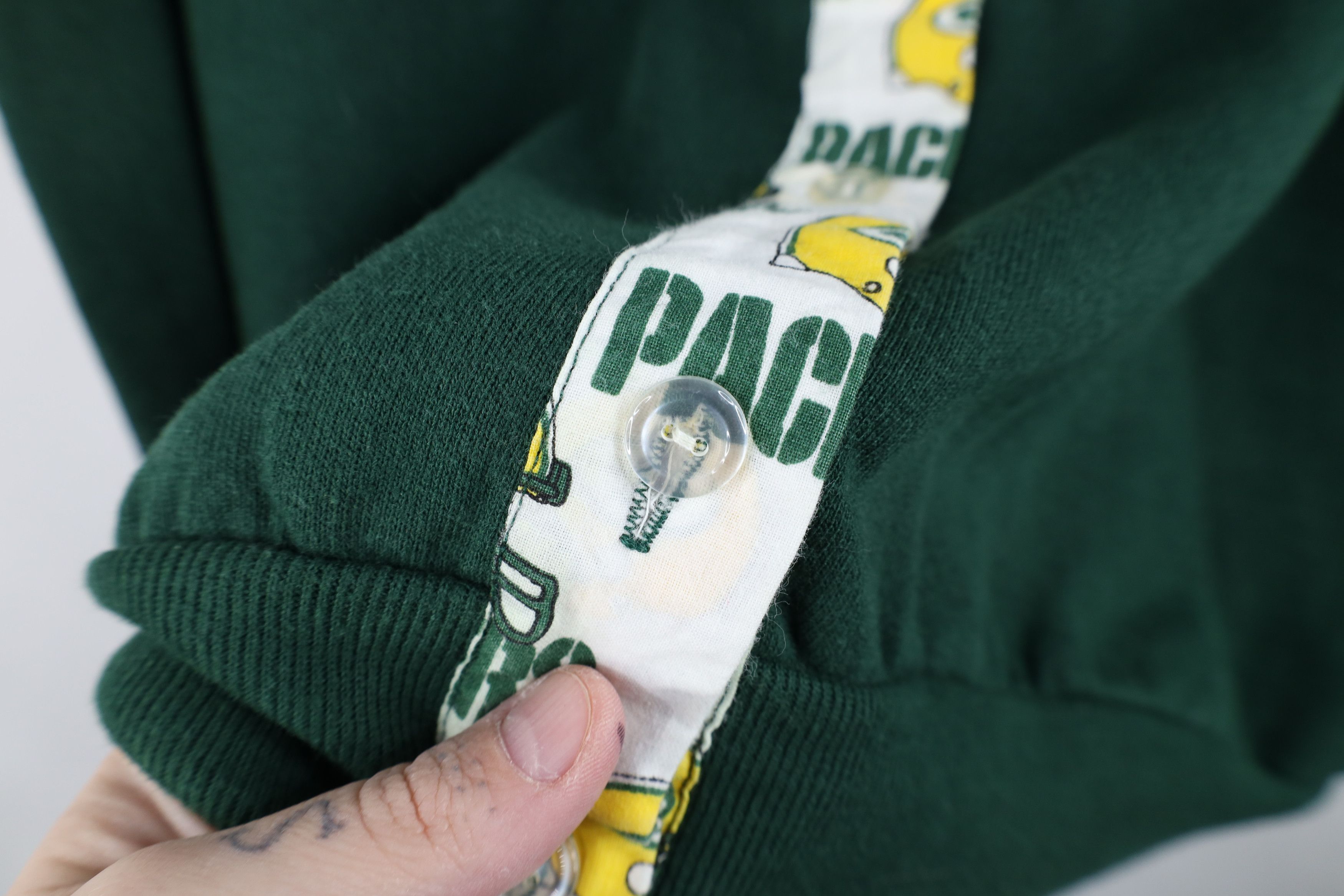Vintage Vintage 90s Bay Packers Football Cardigan Sweatshirt USA Size L / US 10 / IT 46 - 5 Thumbnail