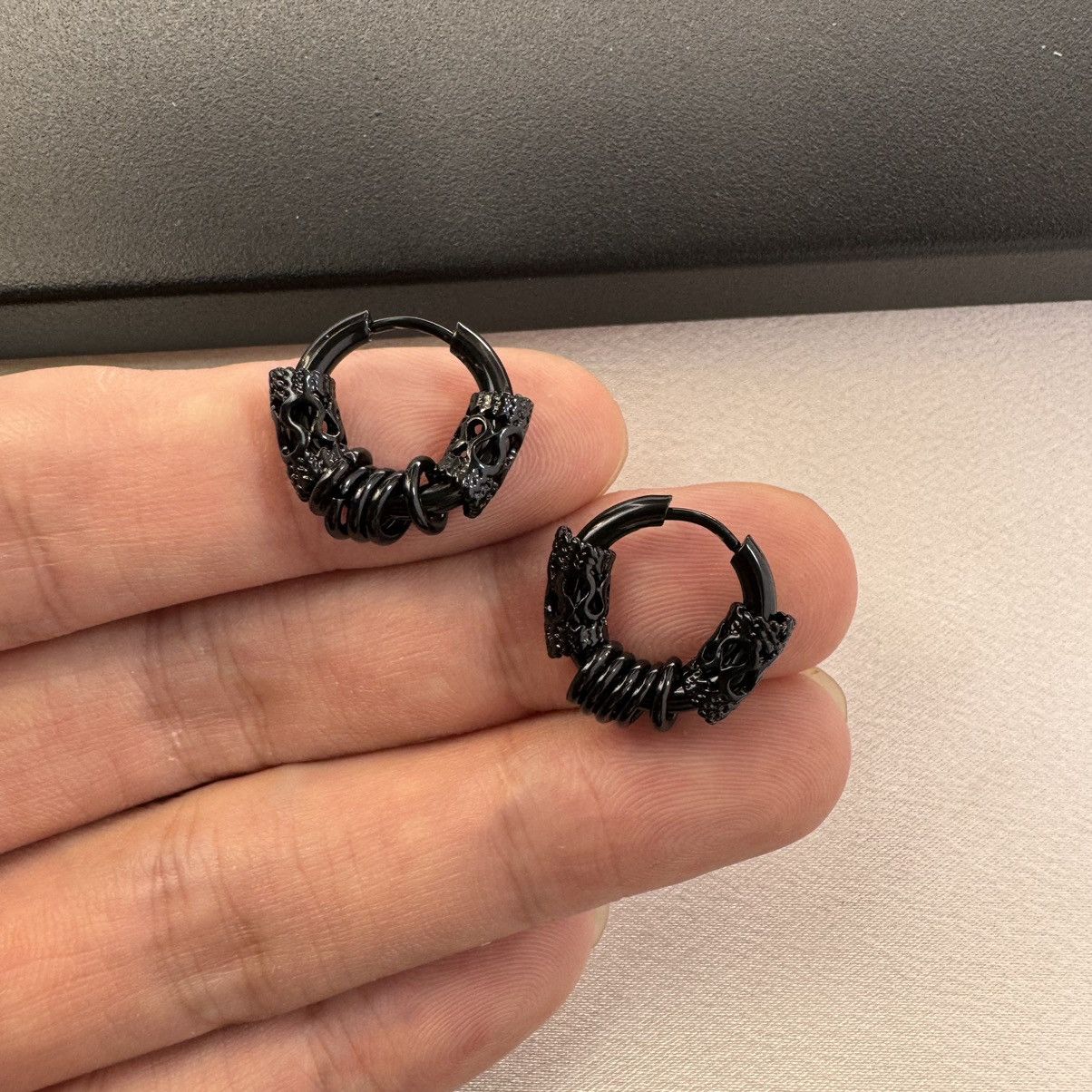 Other Small Hoop Earrings for Men Women Hip Hop Unisex Style Size ONE SIZE - 4 Thumbnail