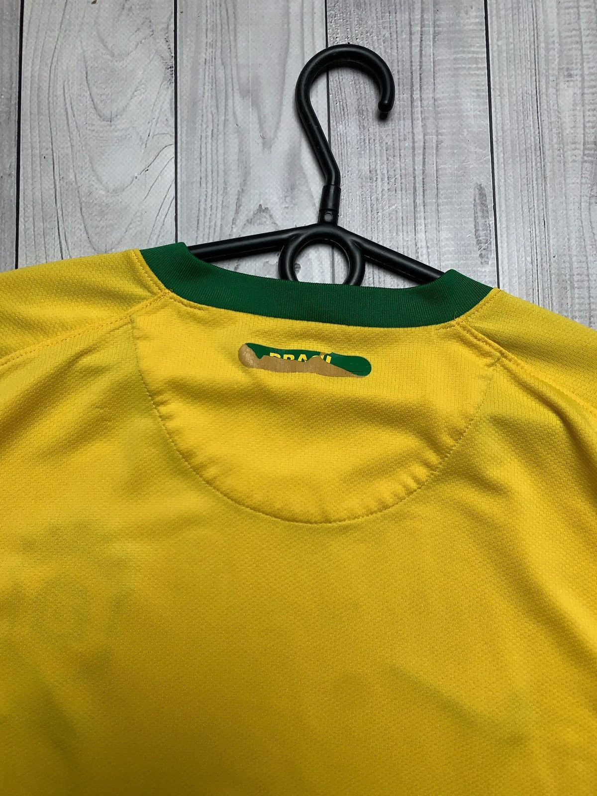 Nike × Vintage Vintage Nike Brazil soccer jersey size L logo Brasil Size US L / EU 52-54 / 3 - 7 Thumbnail