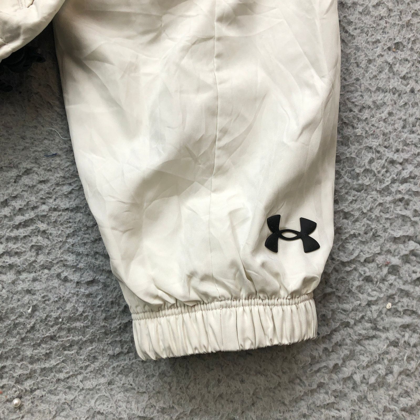 Under Armour Under Armour x Project Rock Brahma Hoodie Jacket Women S Tan Size S / US 4 / IT 40 - 6 Thumbnail