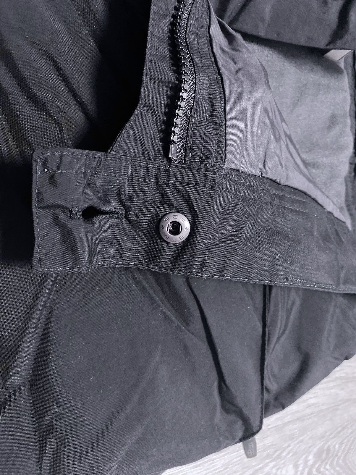 Nike ACG Nike ACG Black Adjustable NikeFit Ski Snowpants Trousers Size US 38 / EU 54 - 15 Thumbnail